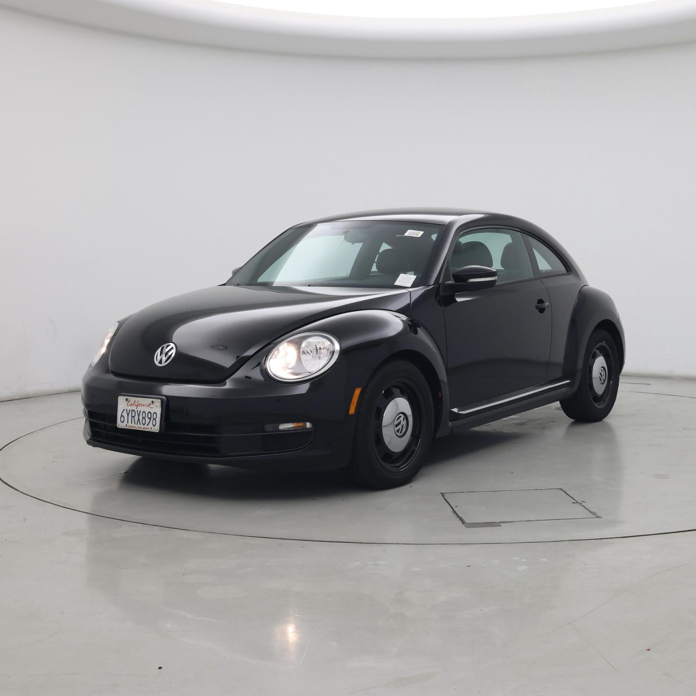 Thumbnail: 2013 Volkswagen Beetle - 4