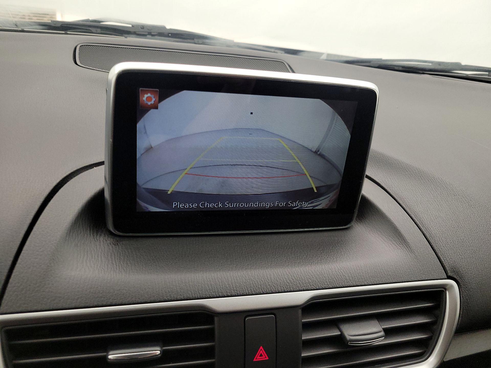 Thumbnail: 2016 Mazda Mazda3 - 14