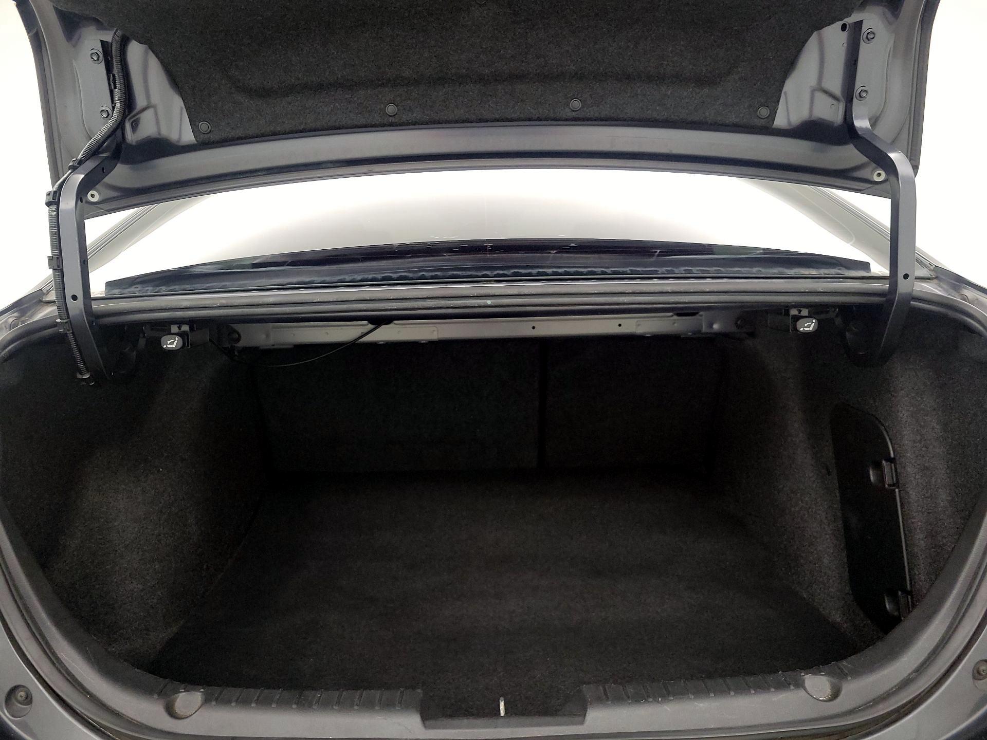 Thumbnail: 2016 Mazda Mazda3 - 20