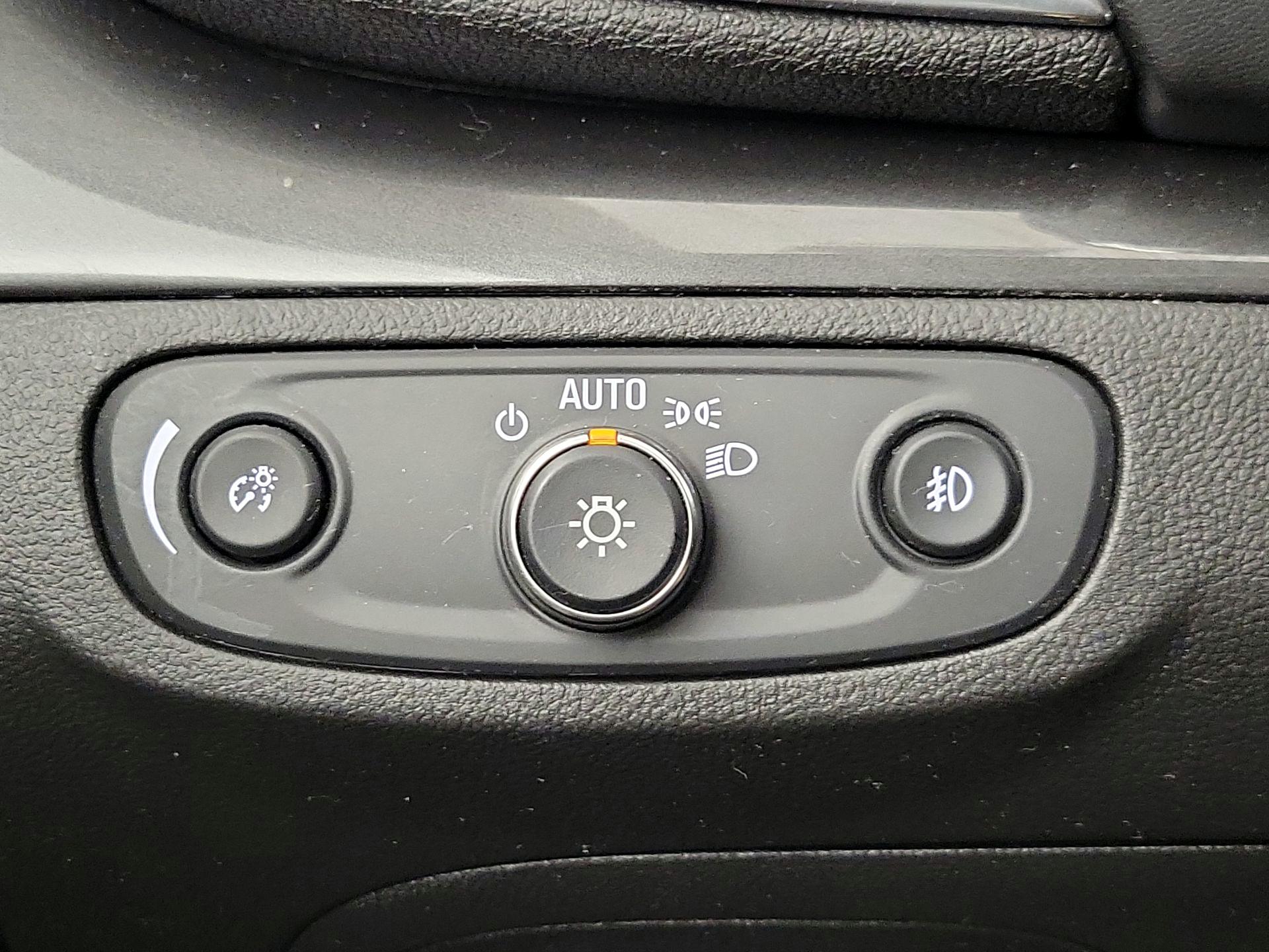 Thumbnail: 2019 Buick Encore - 13