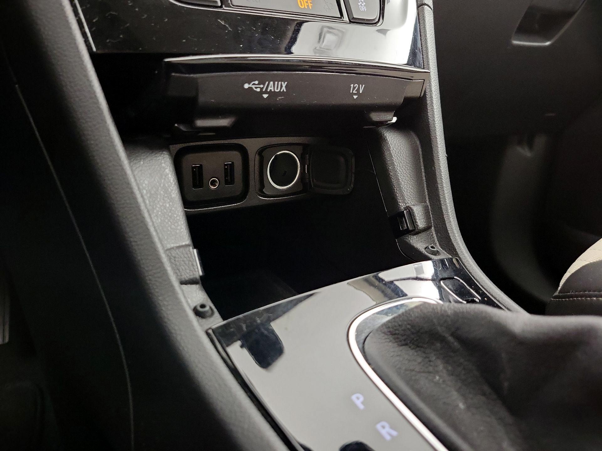 Thumbnail: 2019 Buick Encore - 18