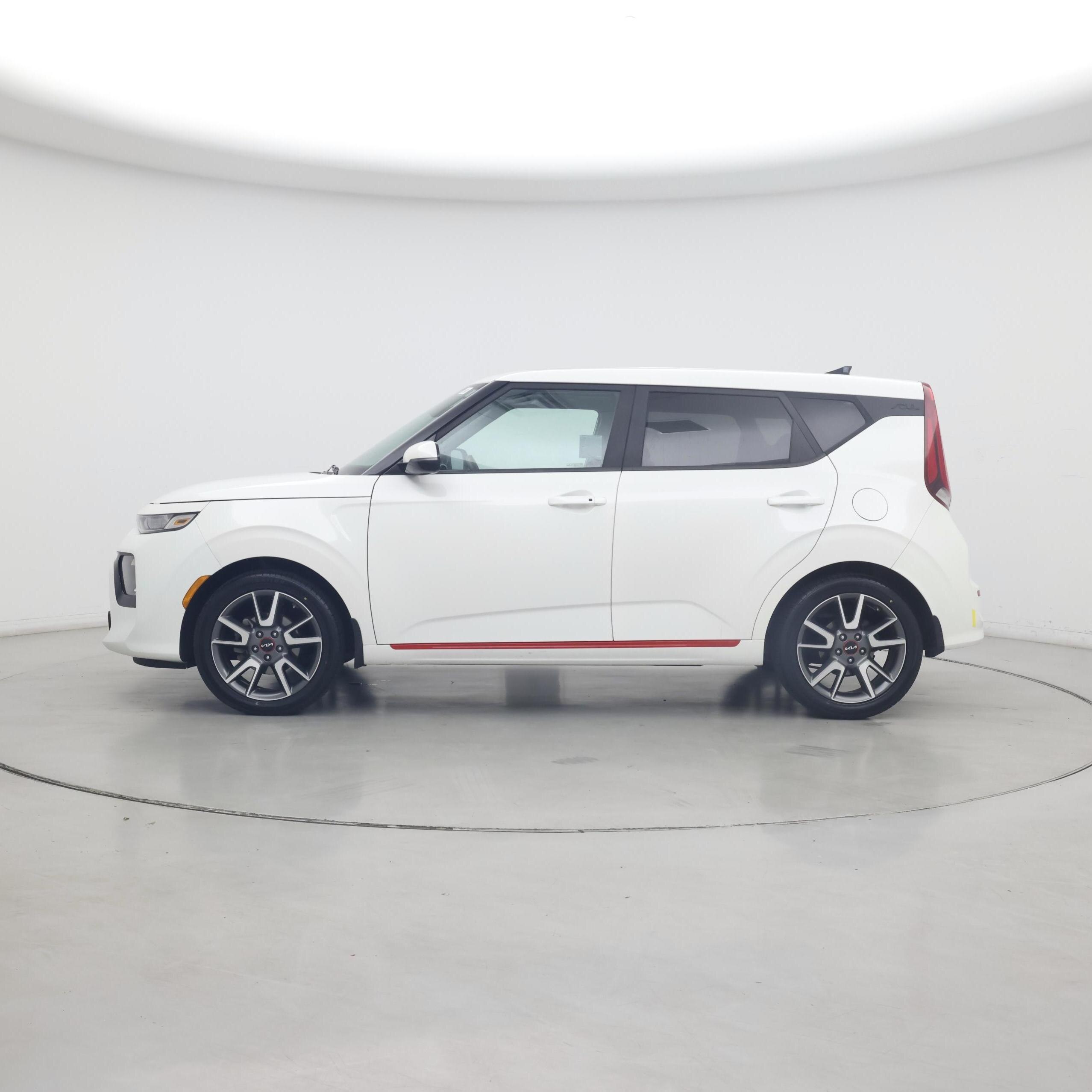 Thumbnail: 2022 Kia Soul - 3