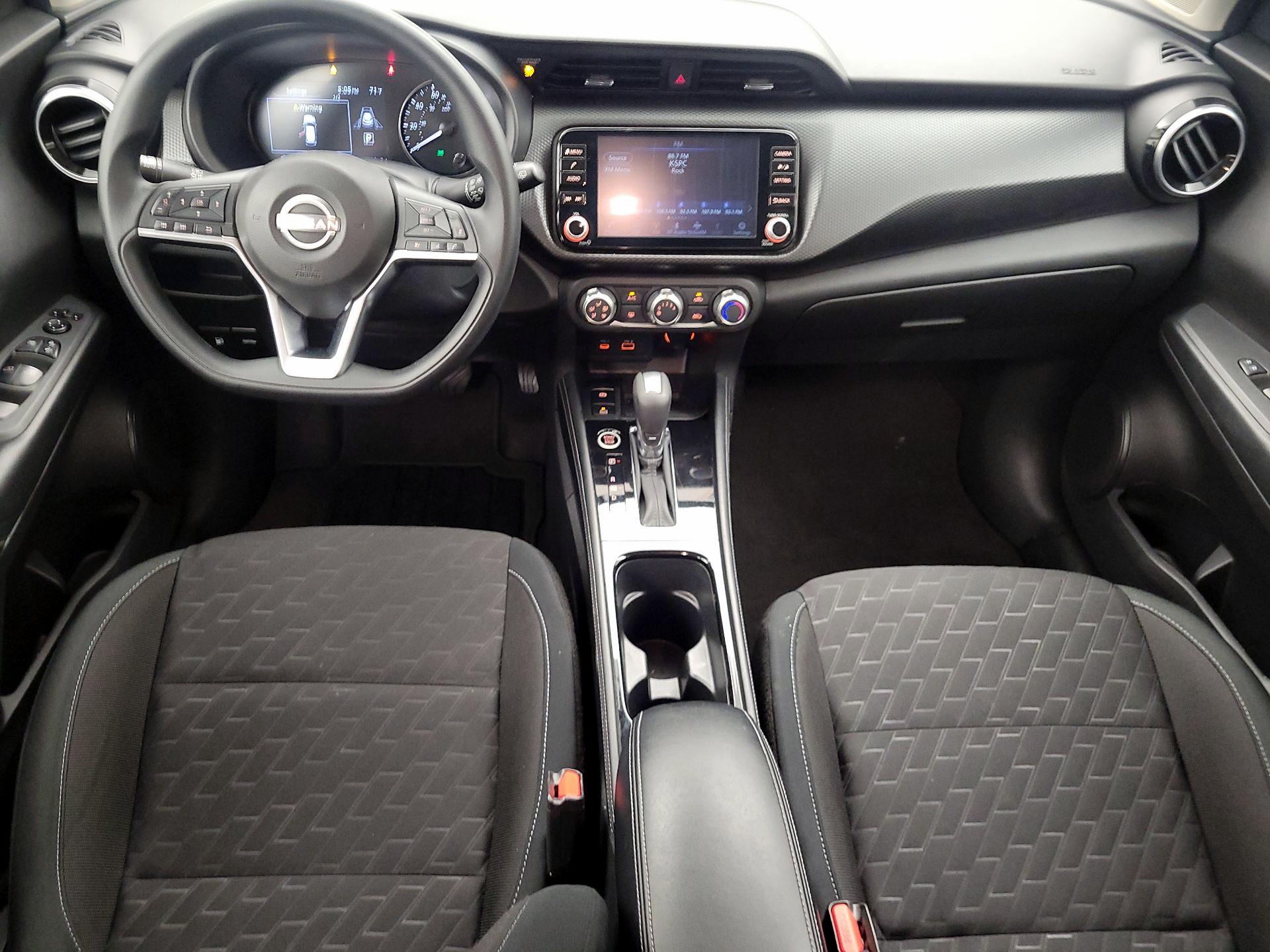 Thumbnail: 2024 Nissan Kicks - 9