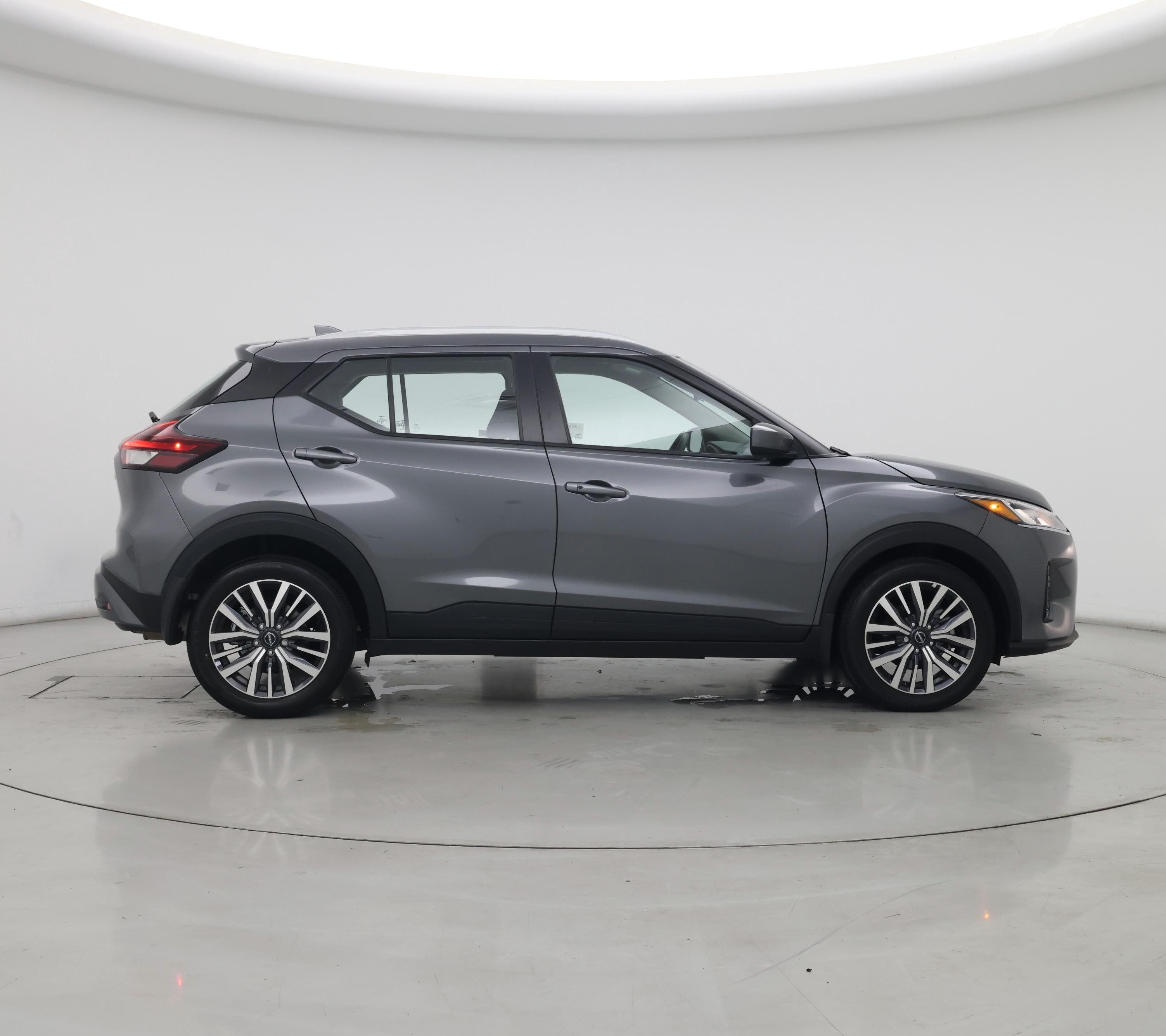 Thumbnail: 2024 Nissan Kicks - 7