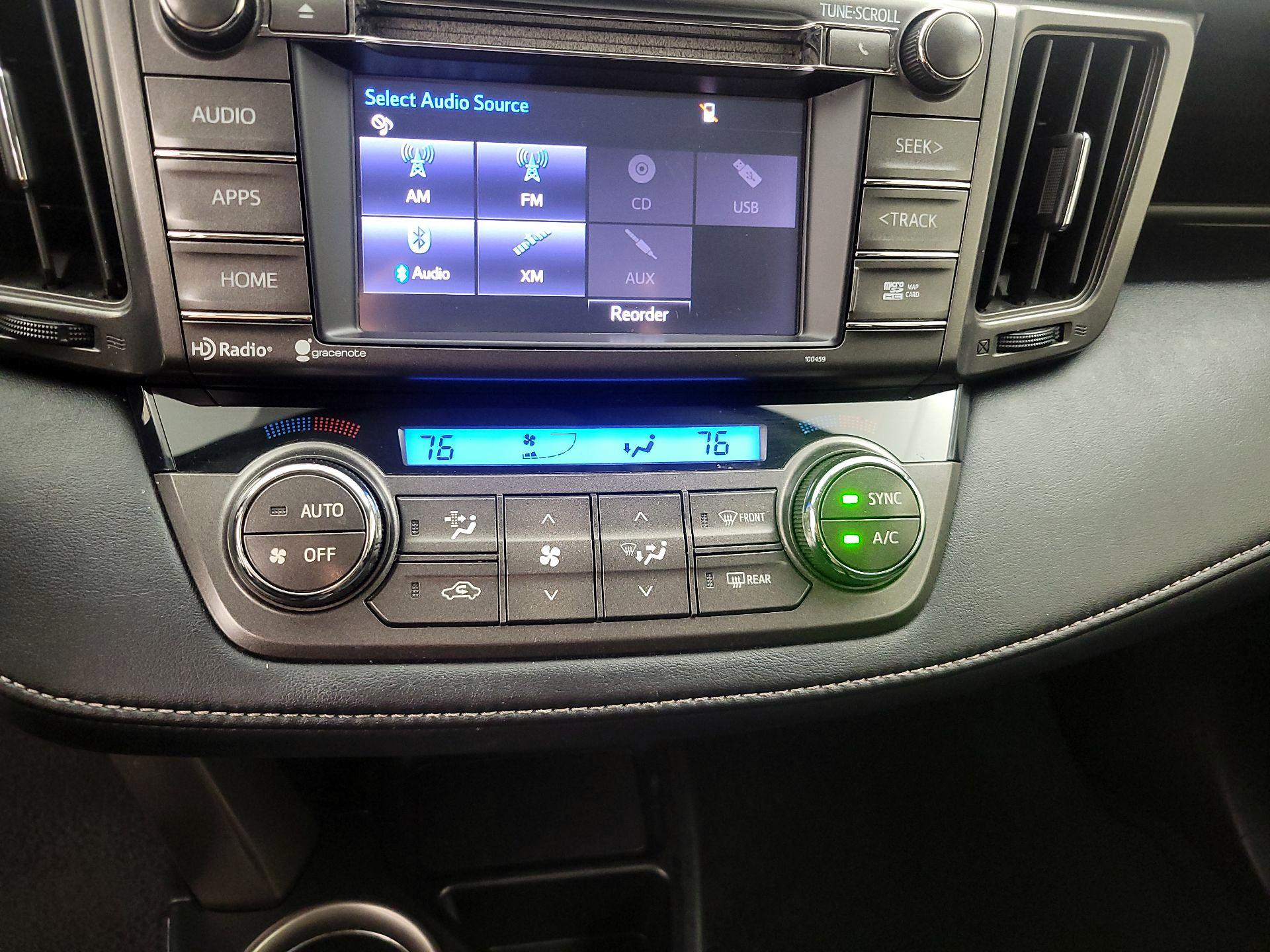 Thumbnail: 2015 Toyota RAV4 - 16