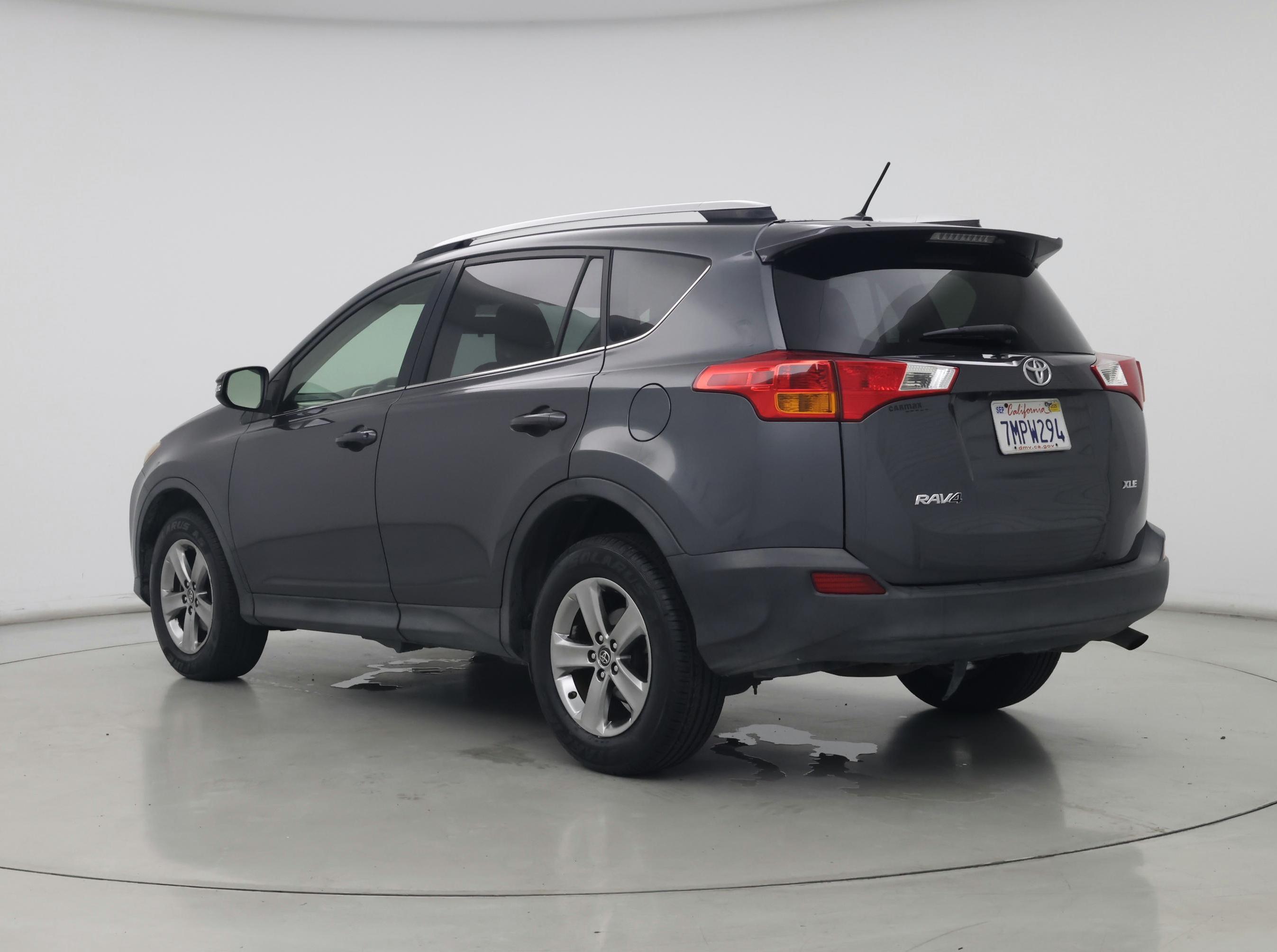 Thumbnail: 2015 Toyota RAV4 - 2