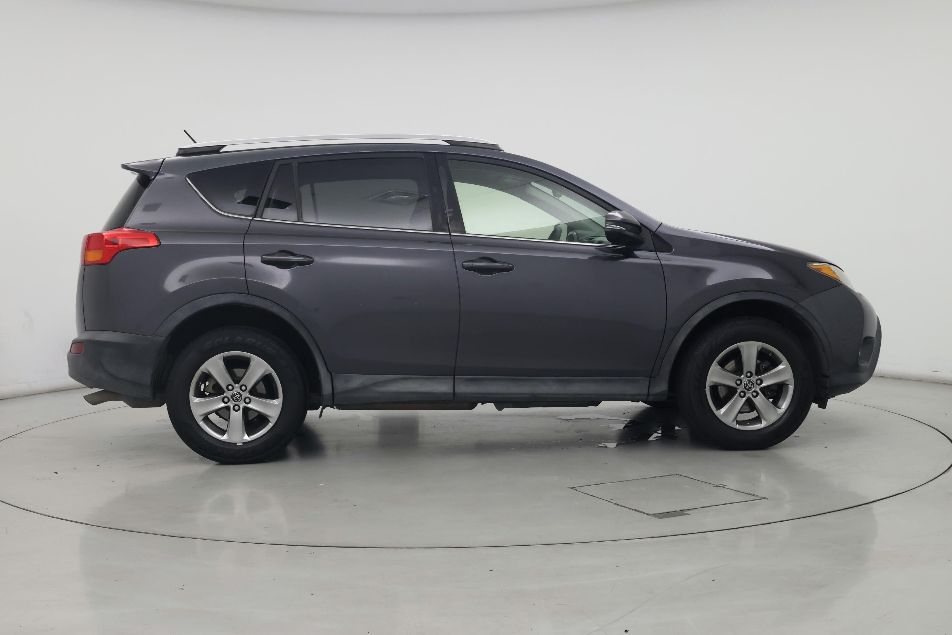 Thumbnail: 2015 Toyota RAV4 - 7