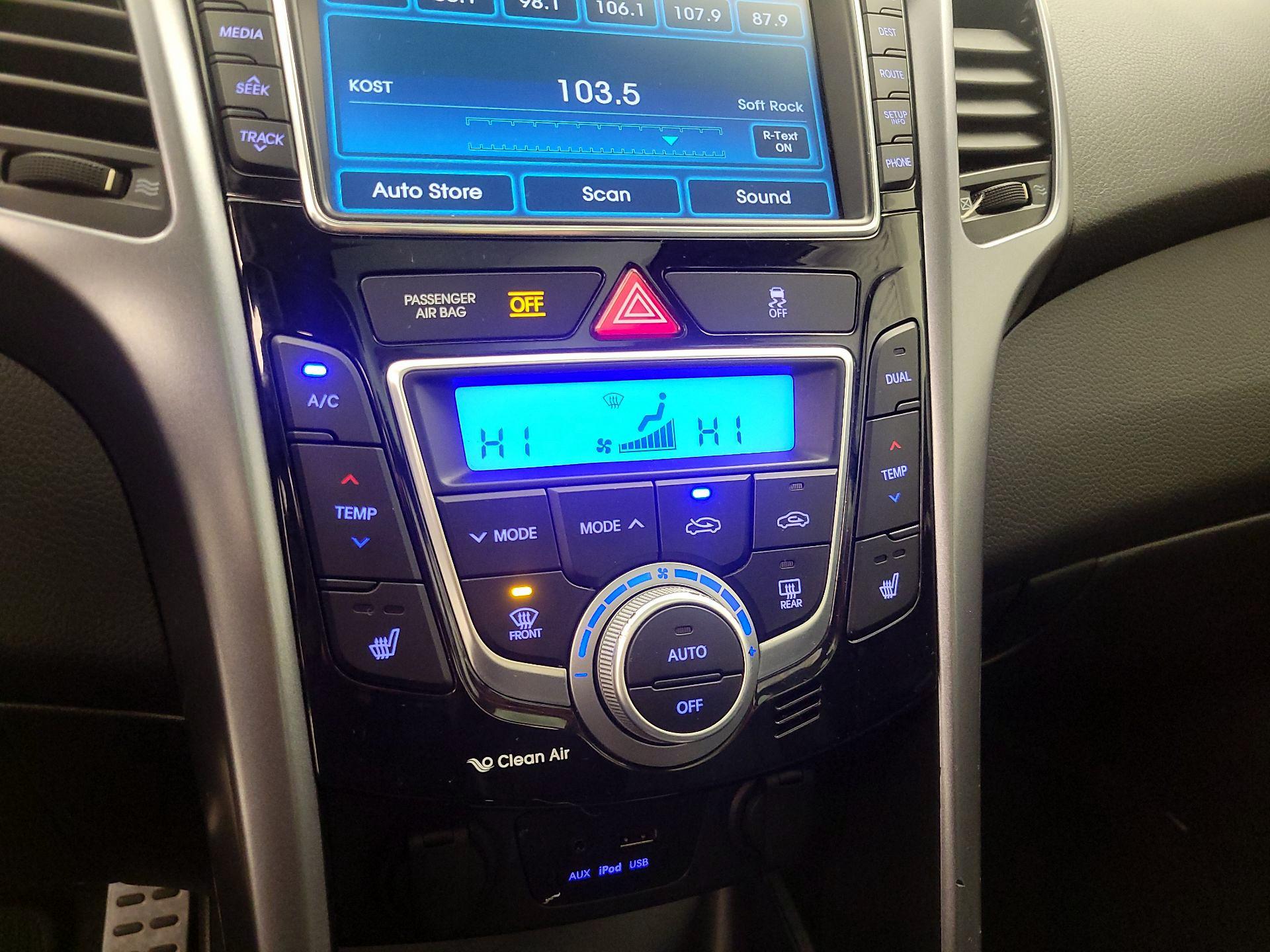 Thumbnail: 2013 Hyundai Elantra - 17