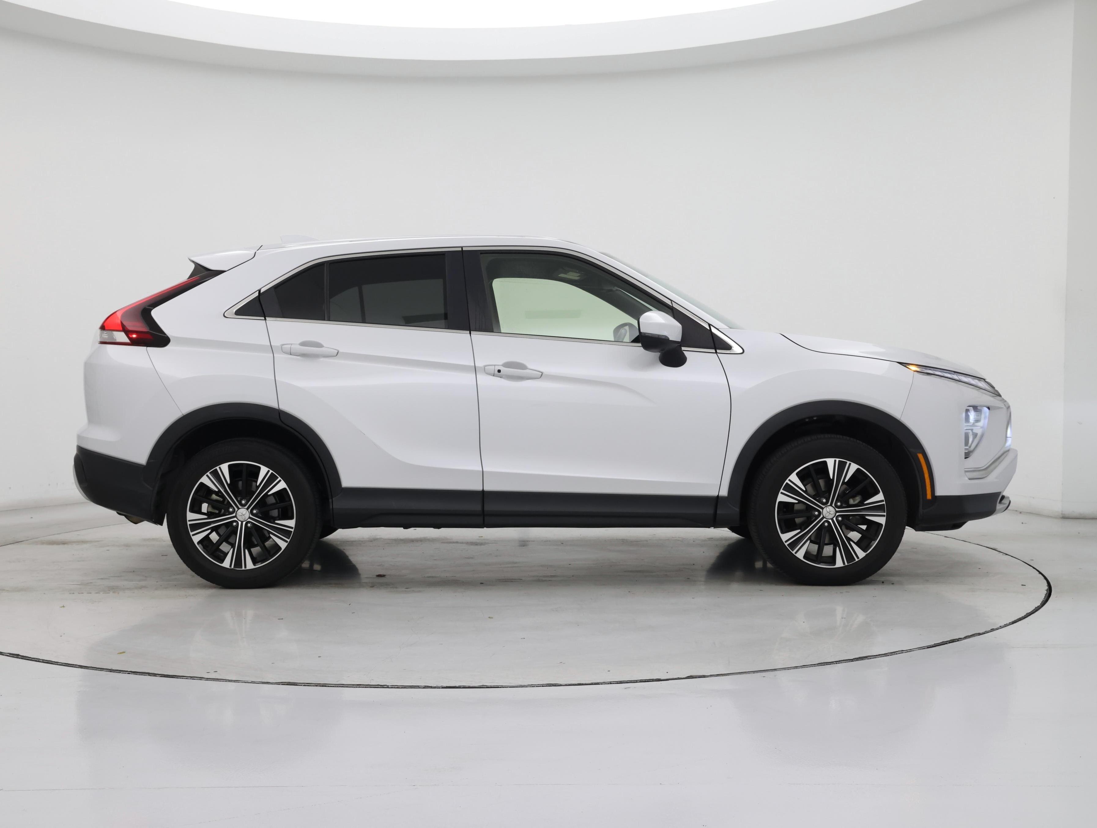 Thumbnail: 2022 Mitsubishi Eclipse Cross - 7