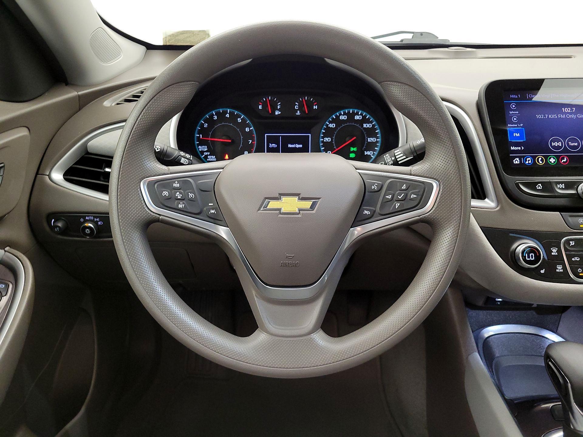 Thumbnail: 2023 Chevrolet Malibu - 10