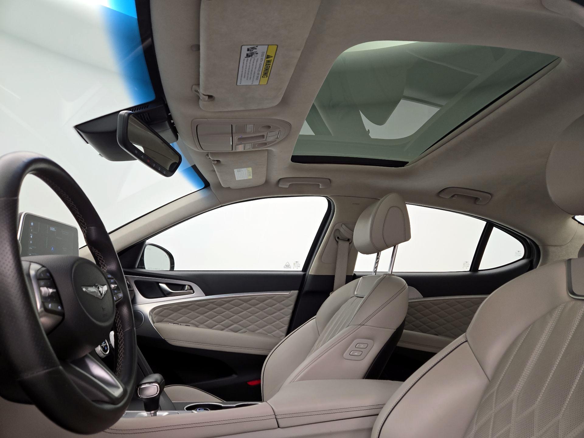 Thumbnail: 2021 Genesis G70 - 20