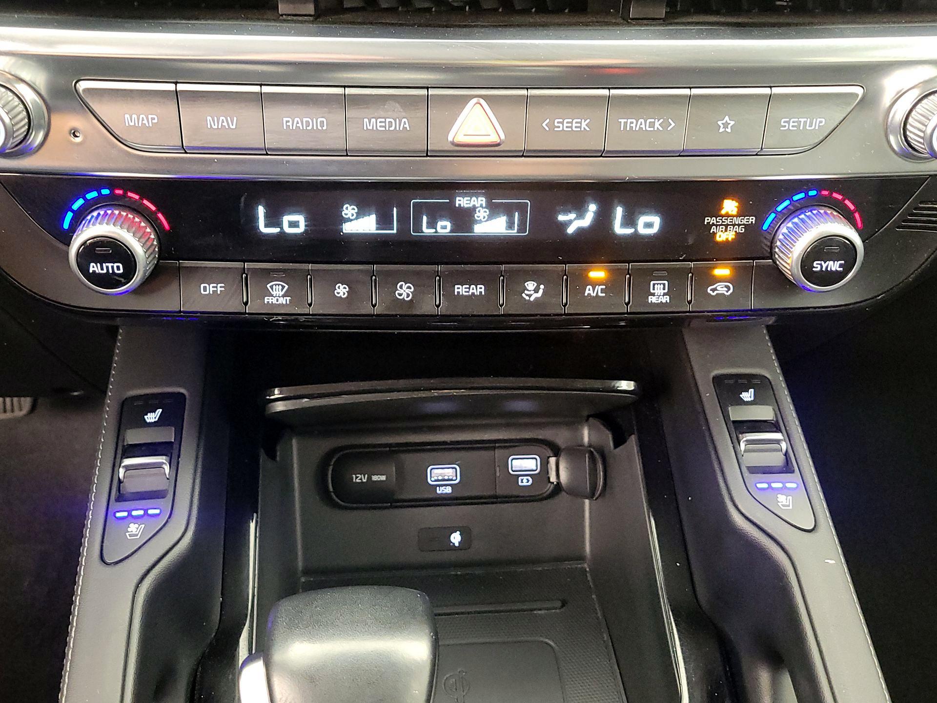 Thumbnail: 2022 Kia Telluride - 17