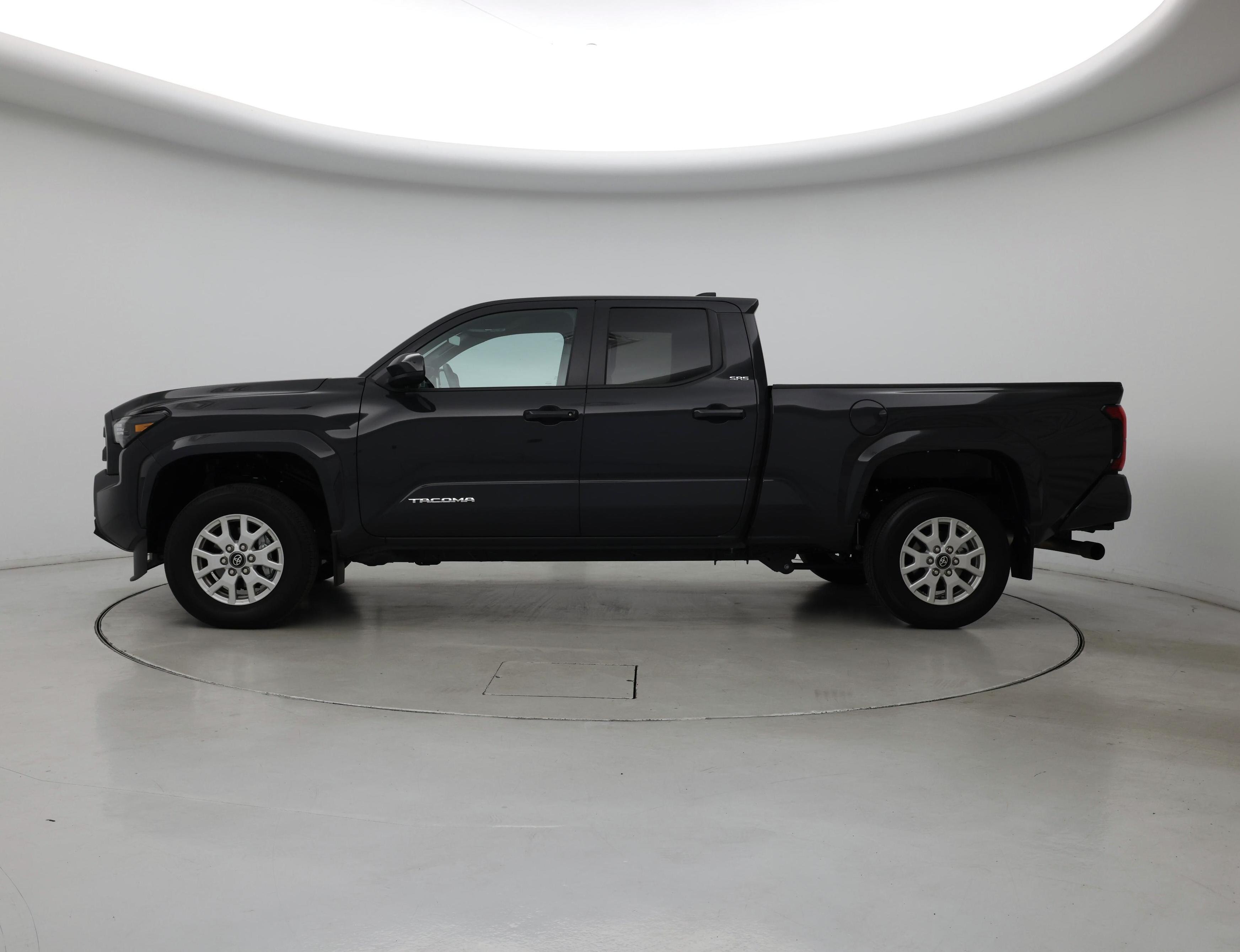 Thumbnail: 2024 Toyota Tacoma - 3