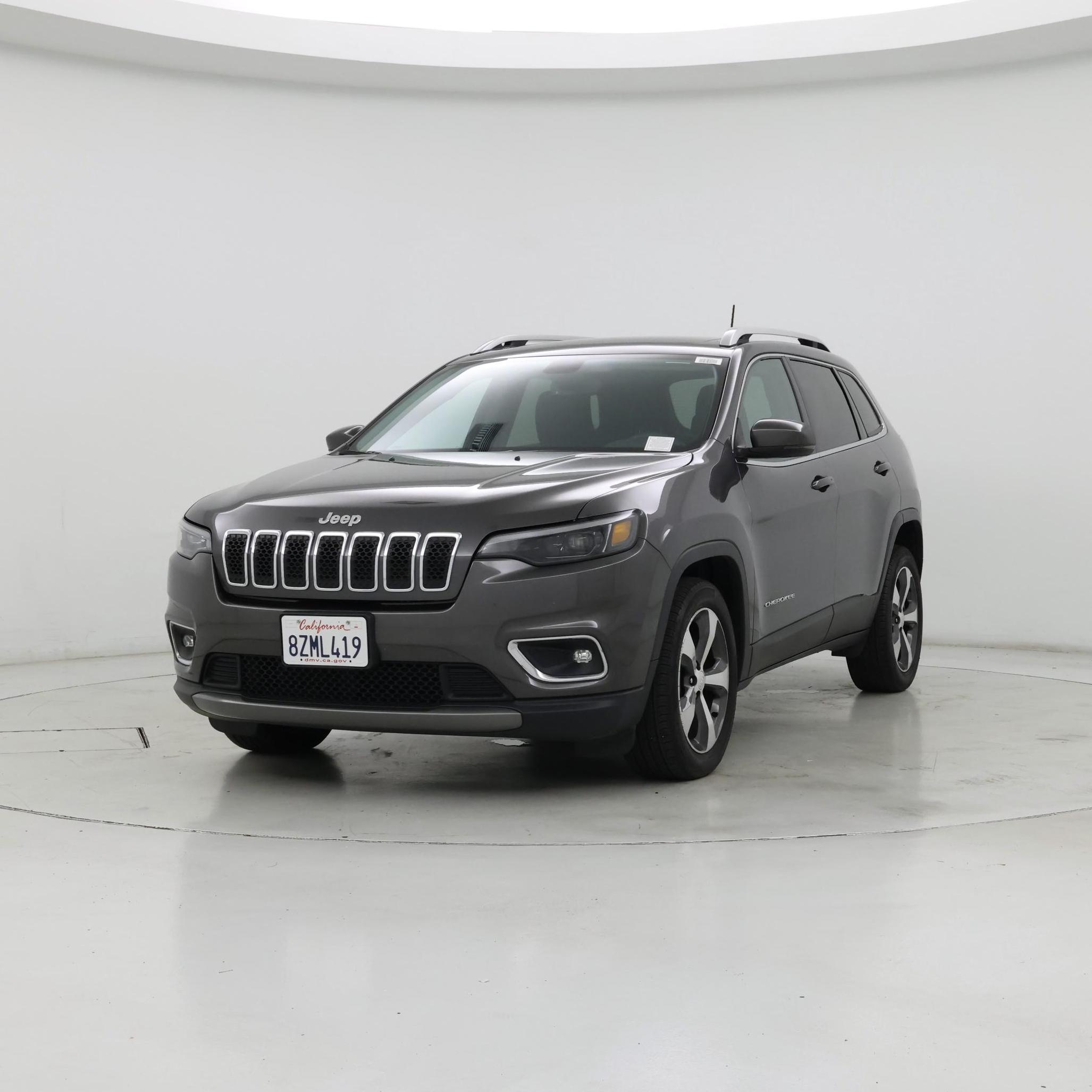 Thumbnail: 2019 Jeep Cherokee - 4
