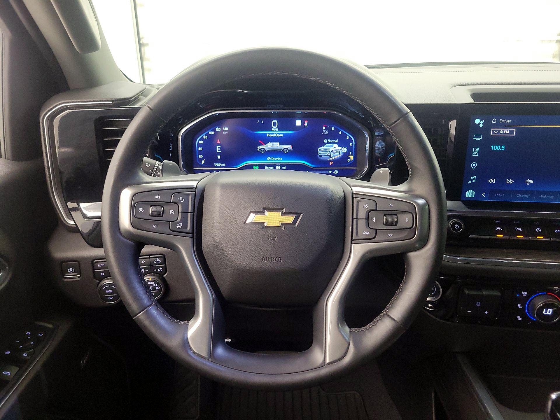 Thumbnail: 2023 Chevrolet Silverado 1500 - 10