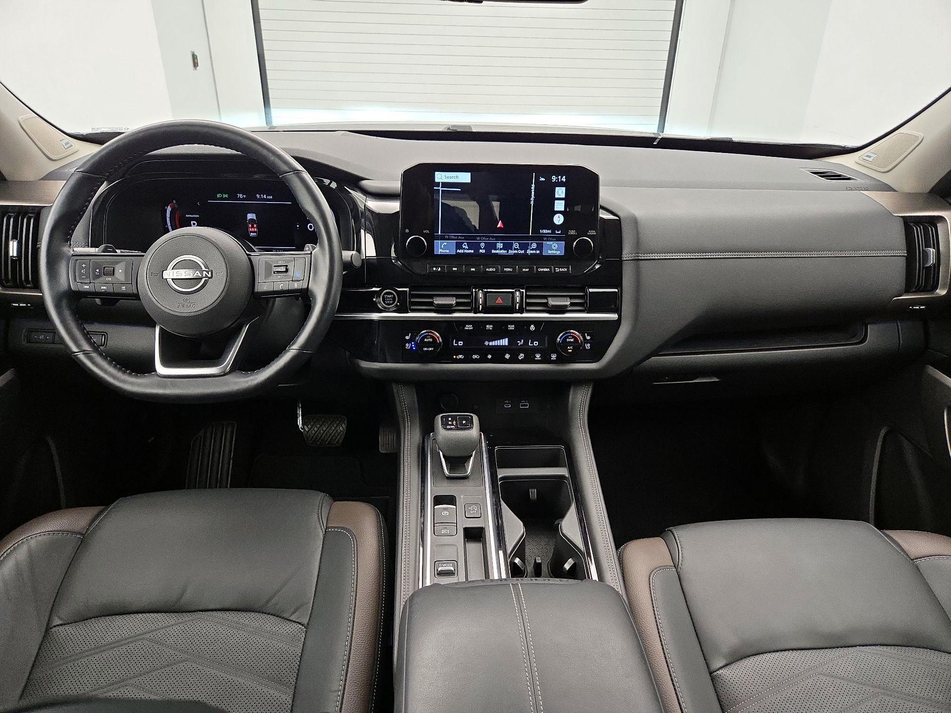 Thumbnail: 2023 Nissan Pathfinder - 9