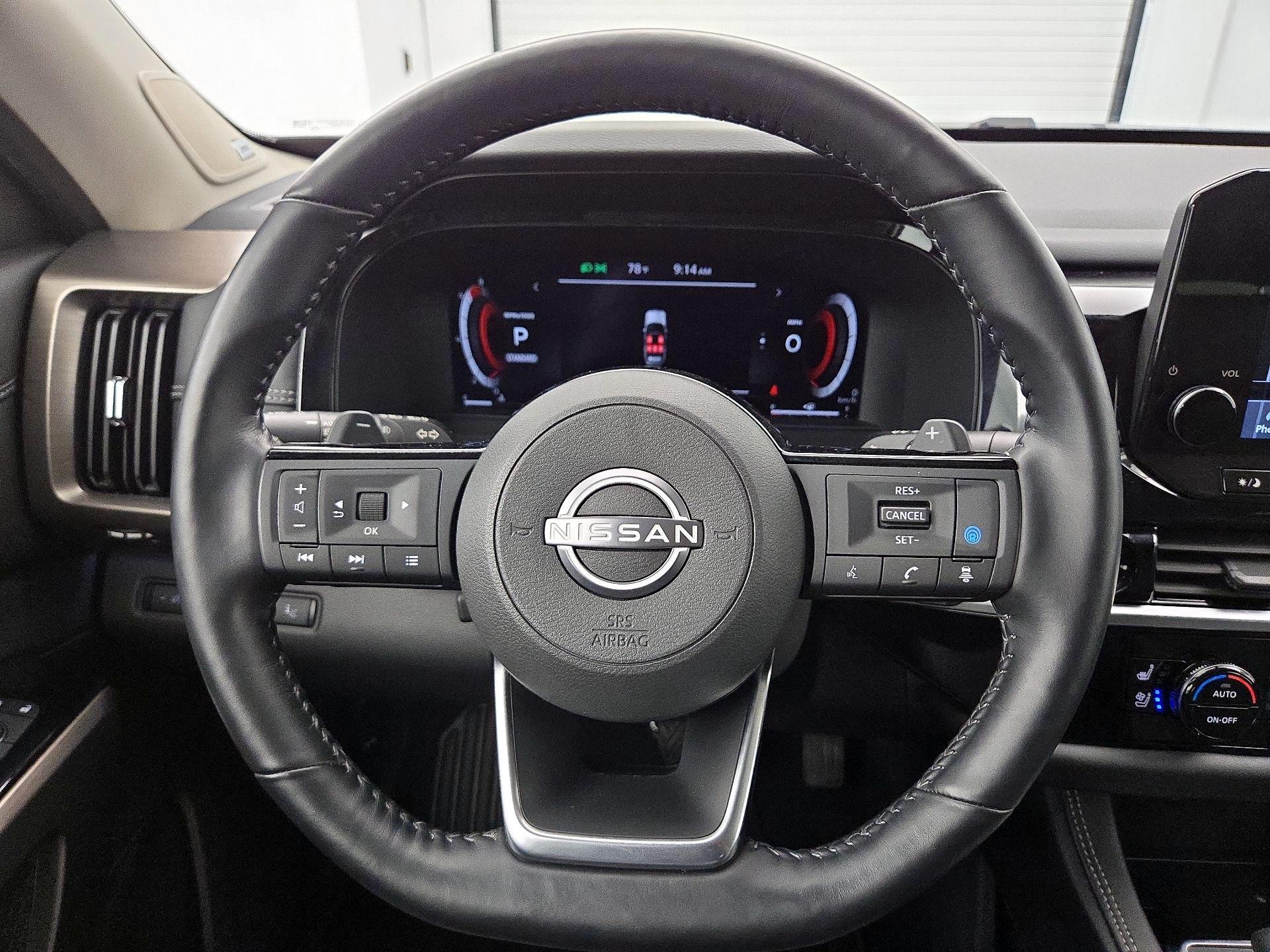 Thumbnail: 2023 Nissan Pathfinder - 10