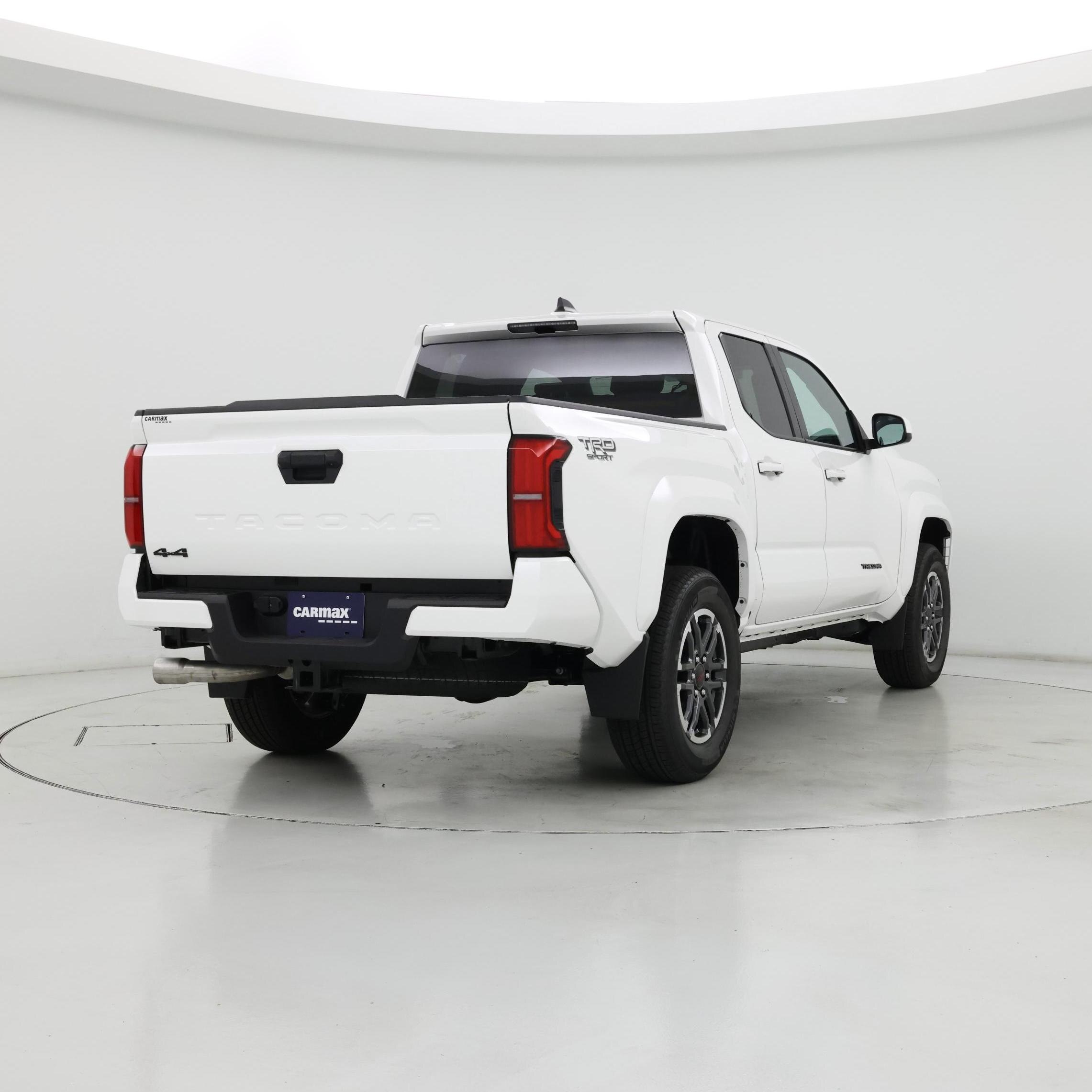 Thumbnail: 2024 Toyota Tacoma - 8
