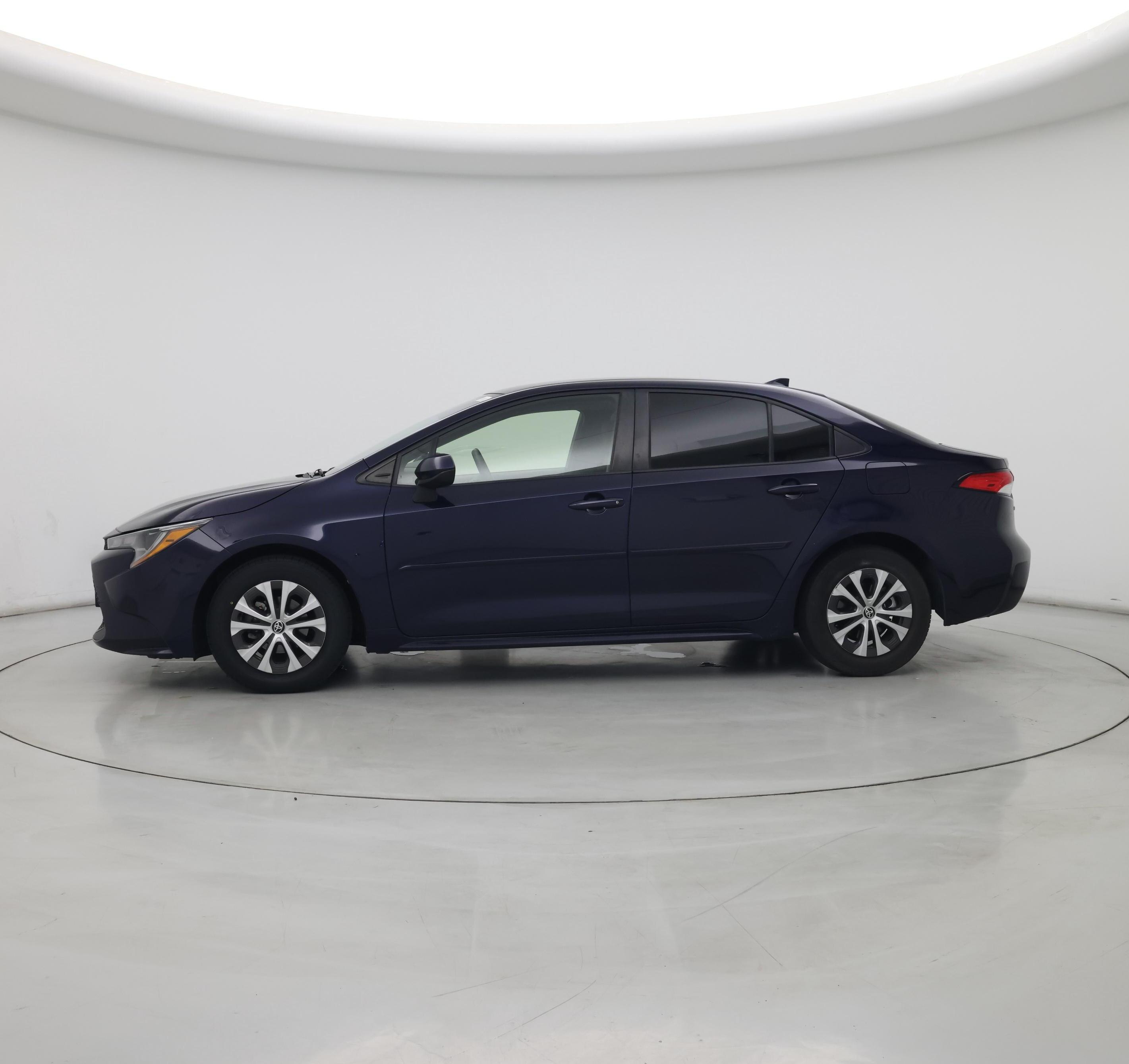 Thumbnail: 2022 Toyota Corolla - 3