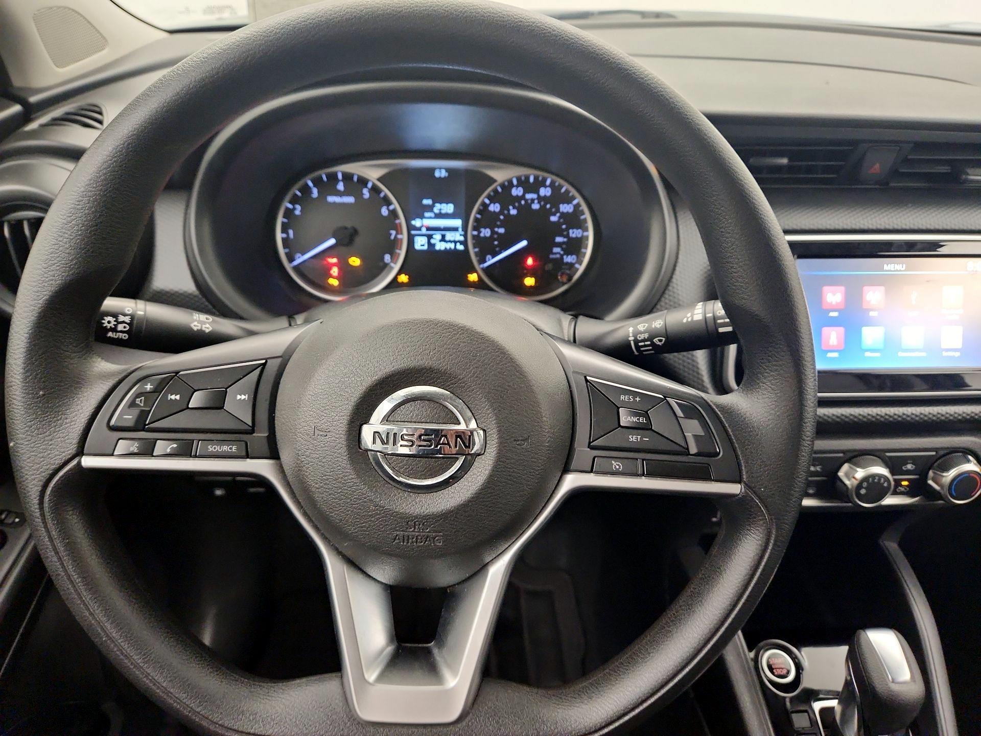 Thumbnail: 2021 Nissan Kicks - 10