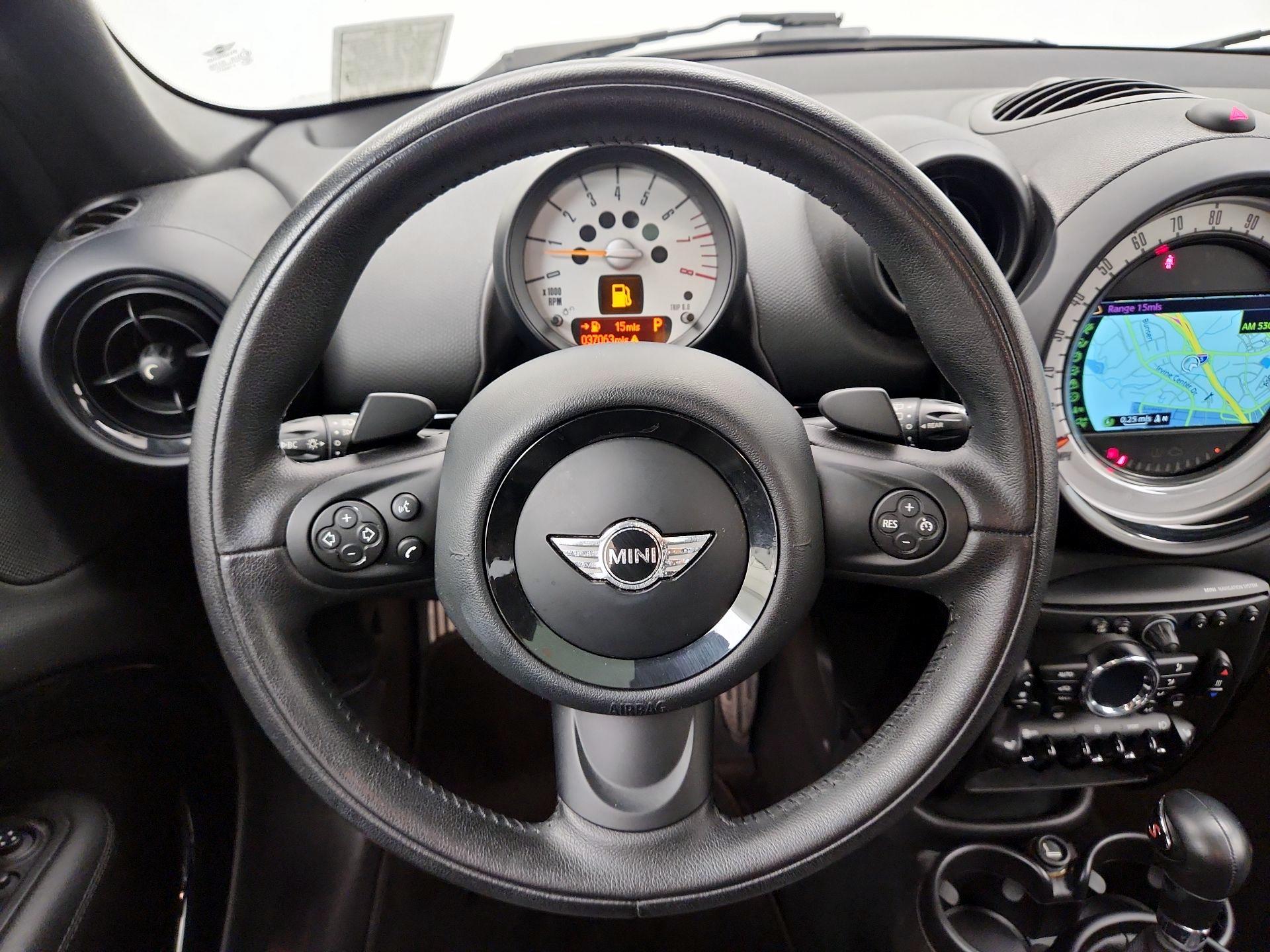 Thumbnail: 2014 MINI Cooper Countryman - 10