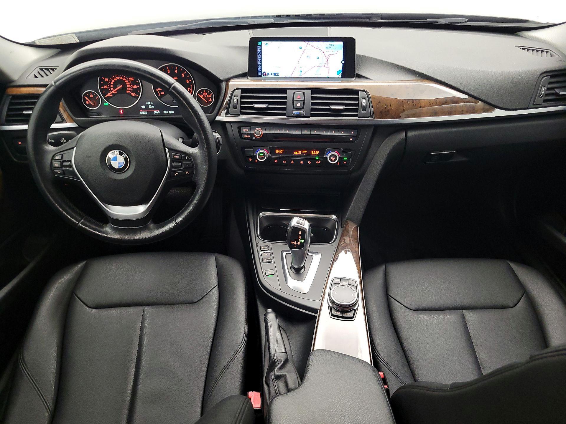 Thumbnail: 2015 BMW 3 Series - 9