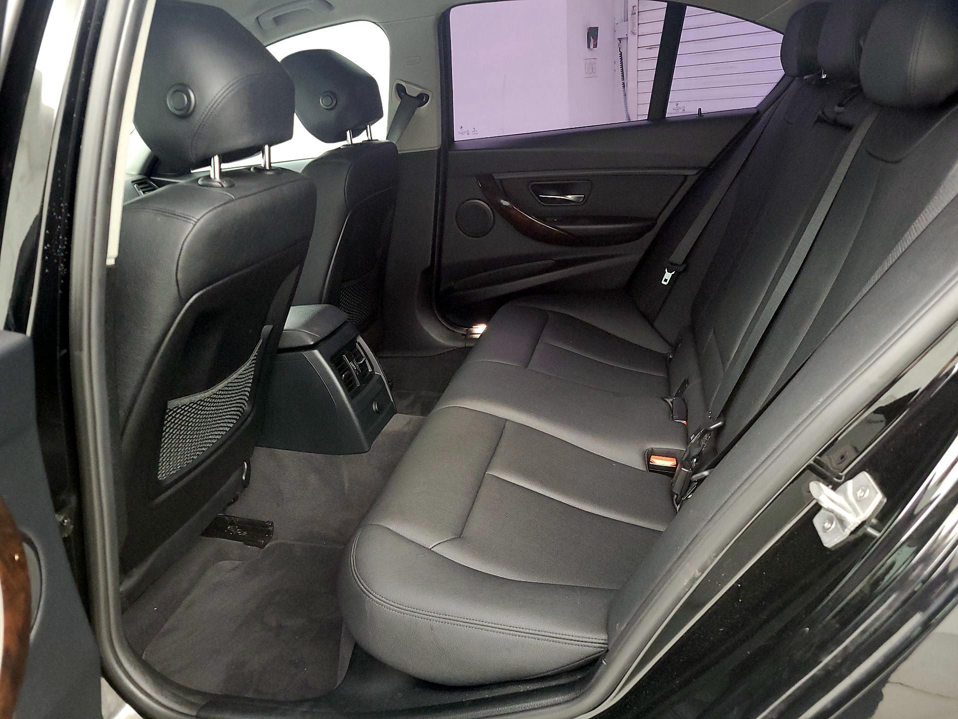 Thumbnail: 2015 BMW 3 Series - 20