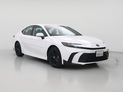 White 2025 Toyota Camry SE