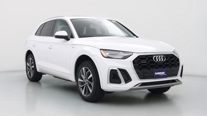 2024 Audi Q5 e Premium Plus Hero Image
