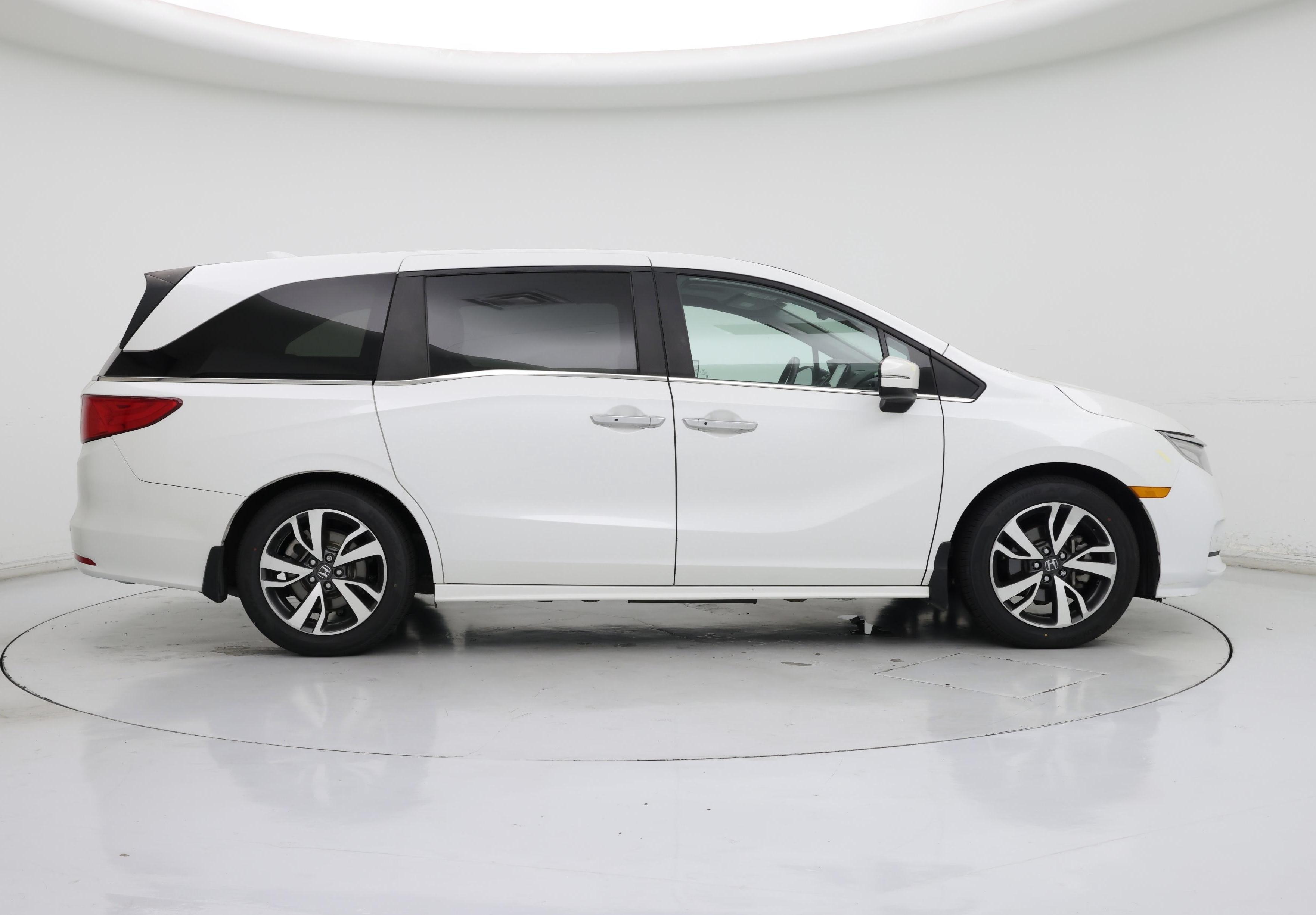 Thumbnail: 2022 Honda Odyssey - 7