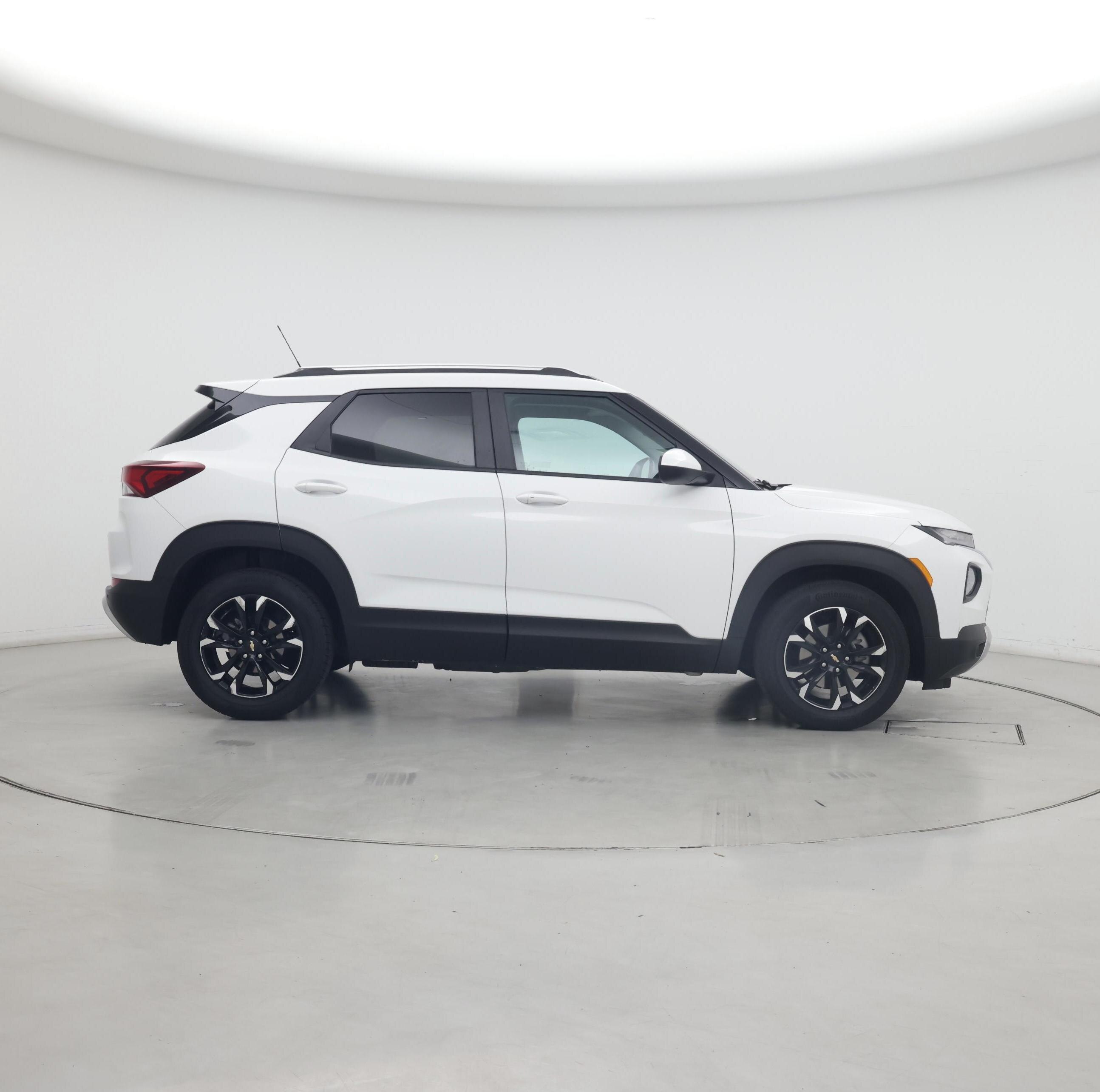 Thumbnail: 2023 Chevrolet TrailBlazer - 7