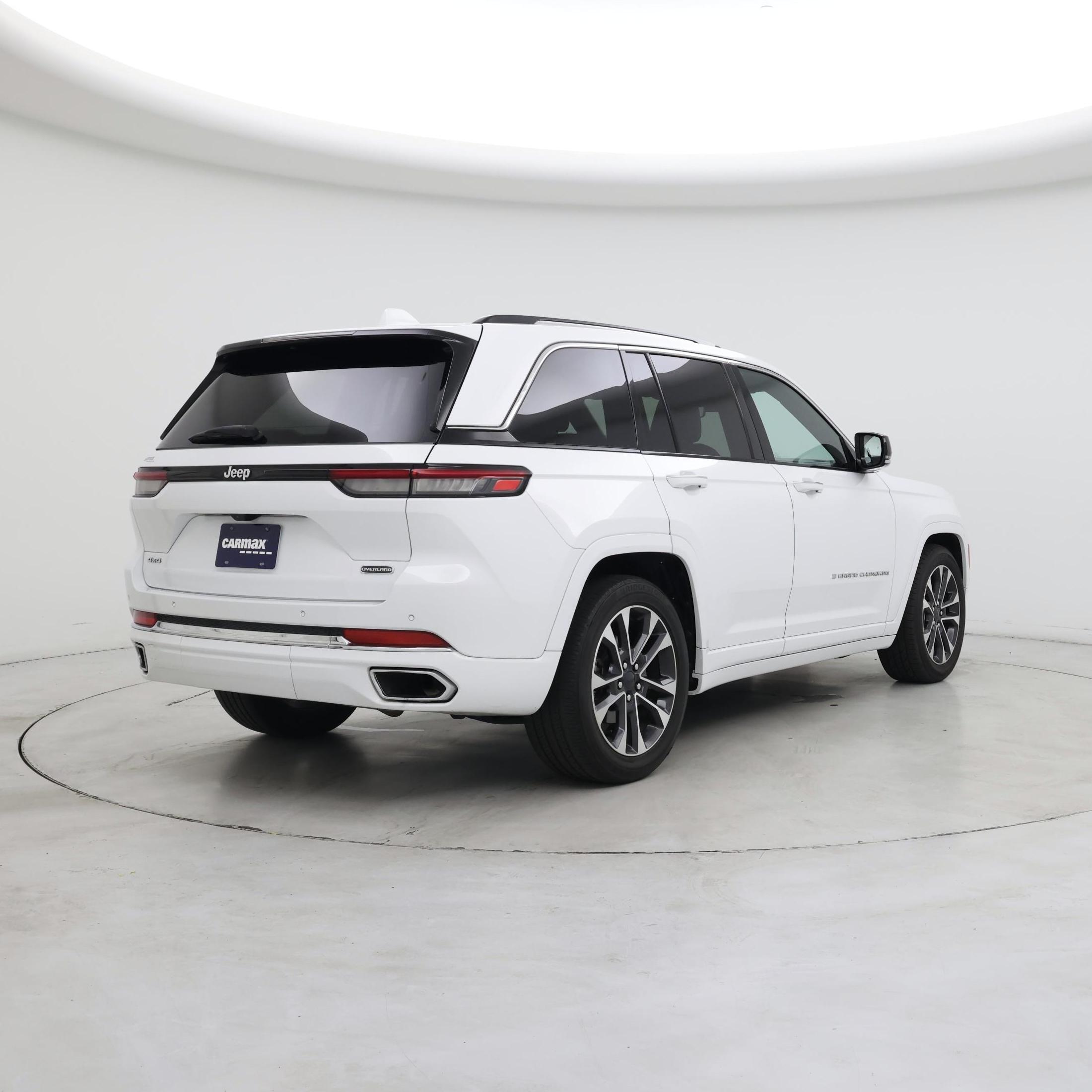 Thumbnail: 2022 Jeep Grand Cherokee - 8
