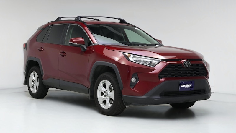 2021 Toyota RAV4 XLE Hero Image