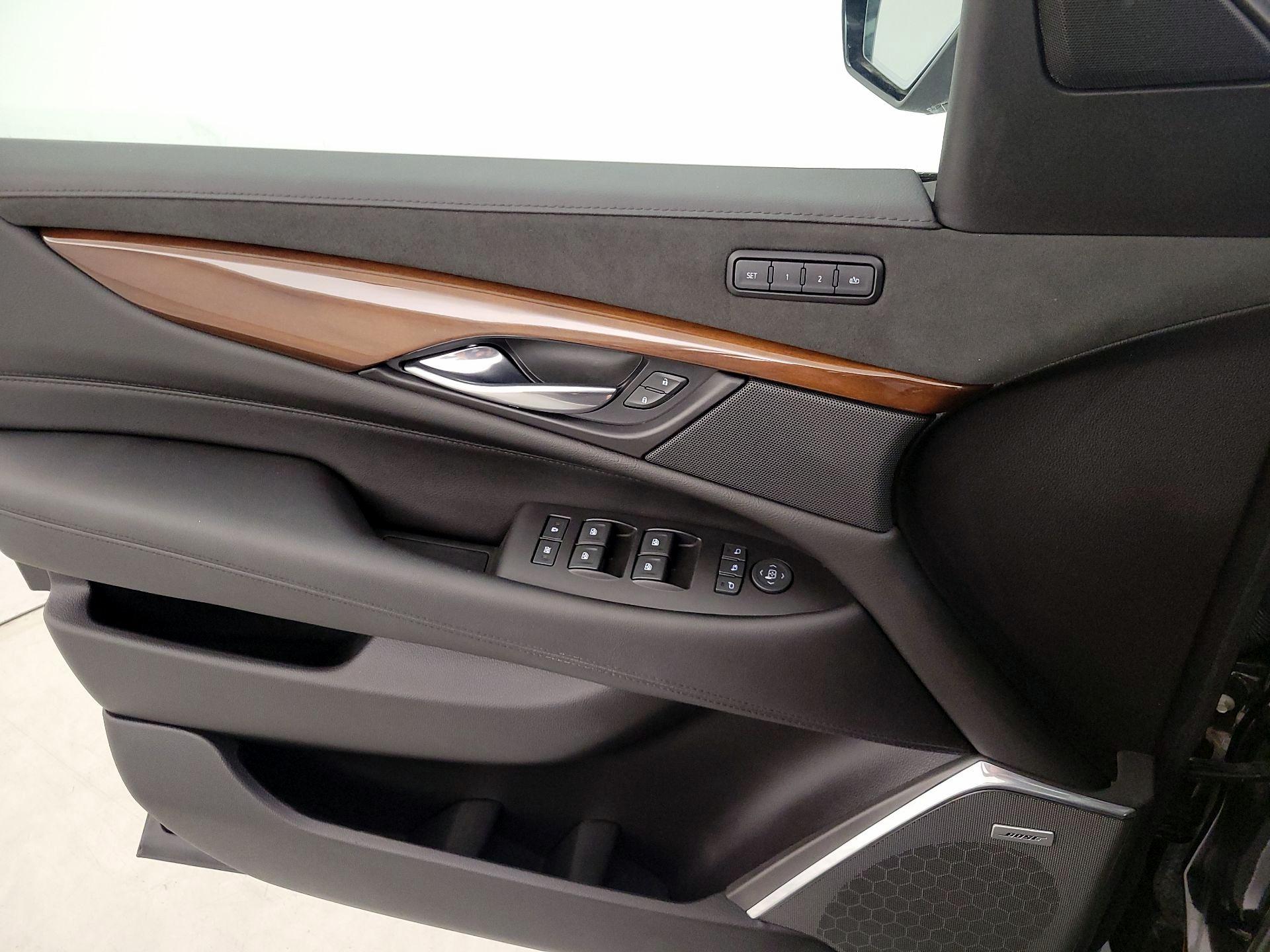 Thumbnail: 2019 Cadillac Escalade - 12