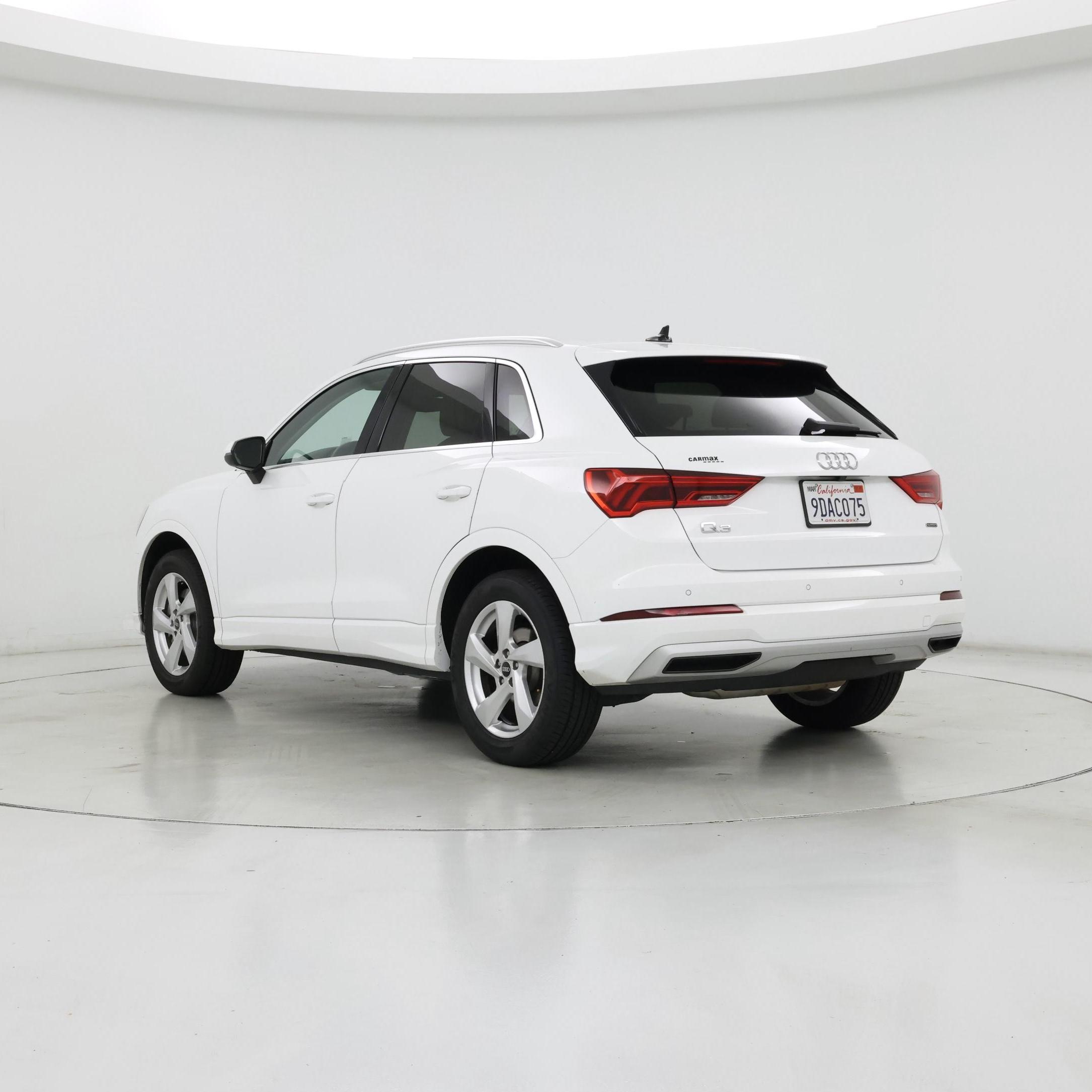 Thumbnail: 2021 Audi Q3 - 2