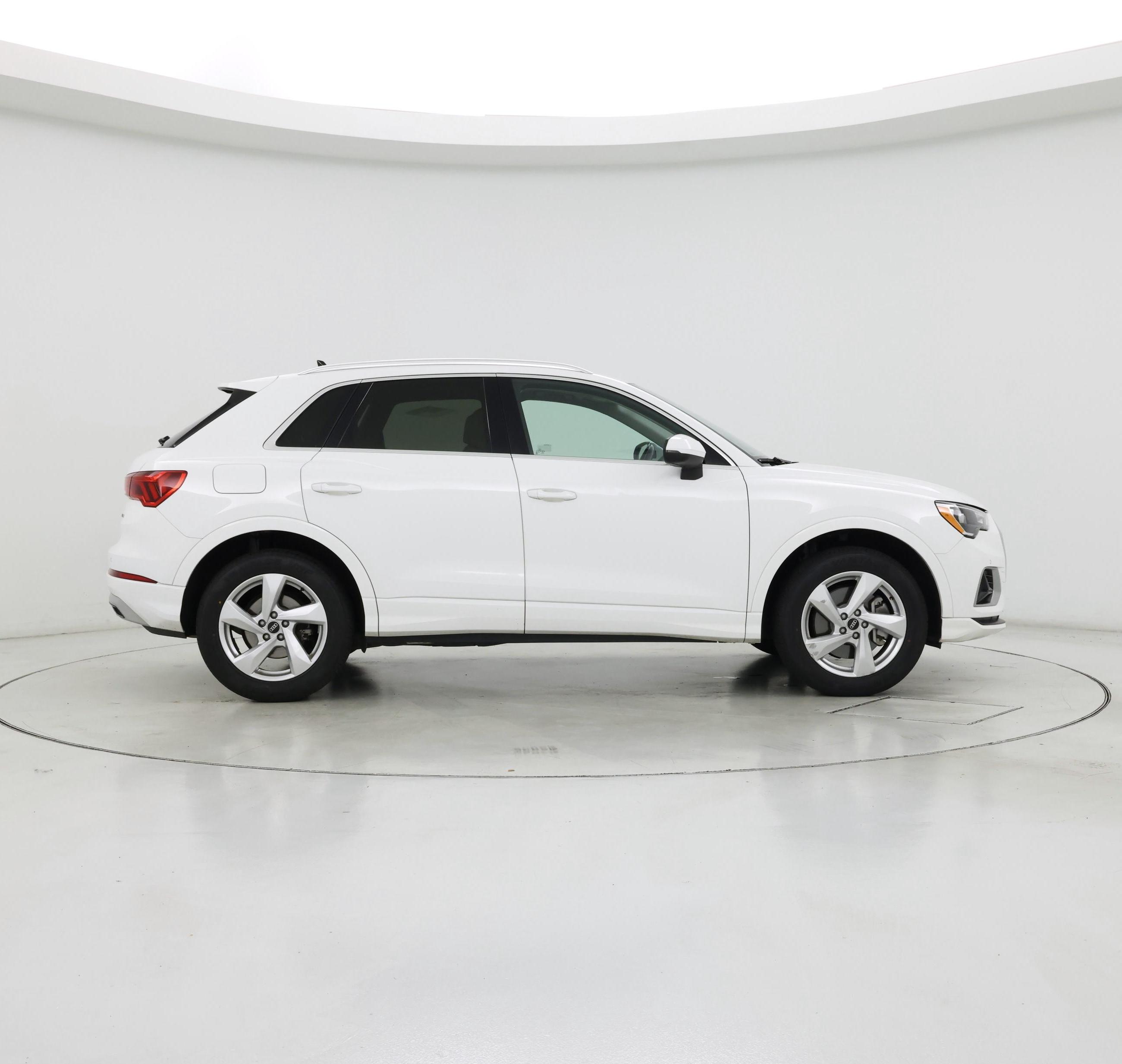Thumbnail: 2021 Audi Q3 - 7