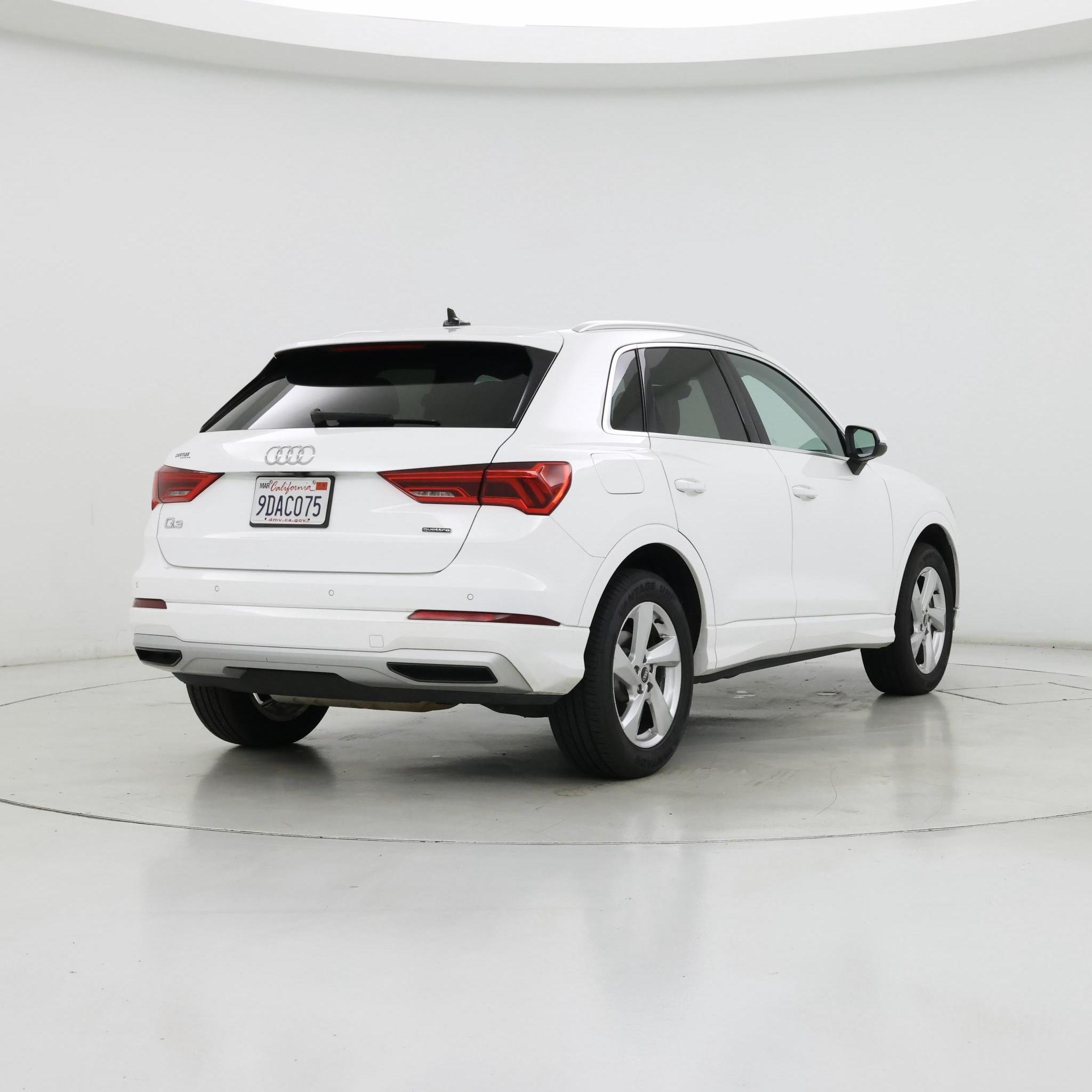 Thumbnail: 2021 Audi Q3 - 8