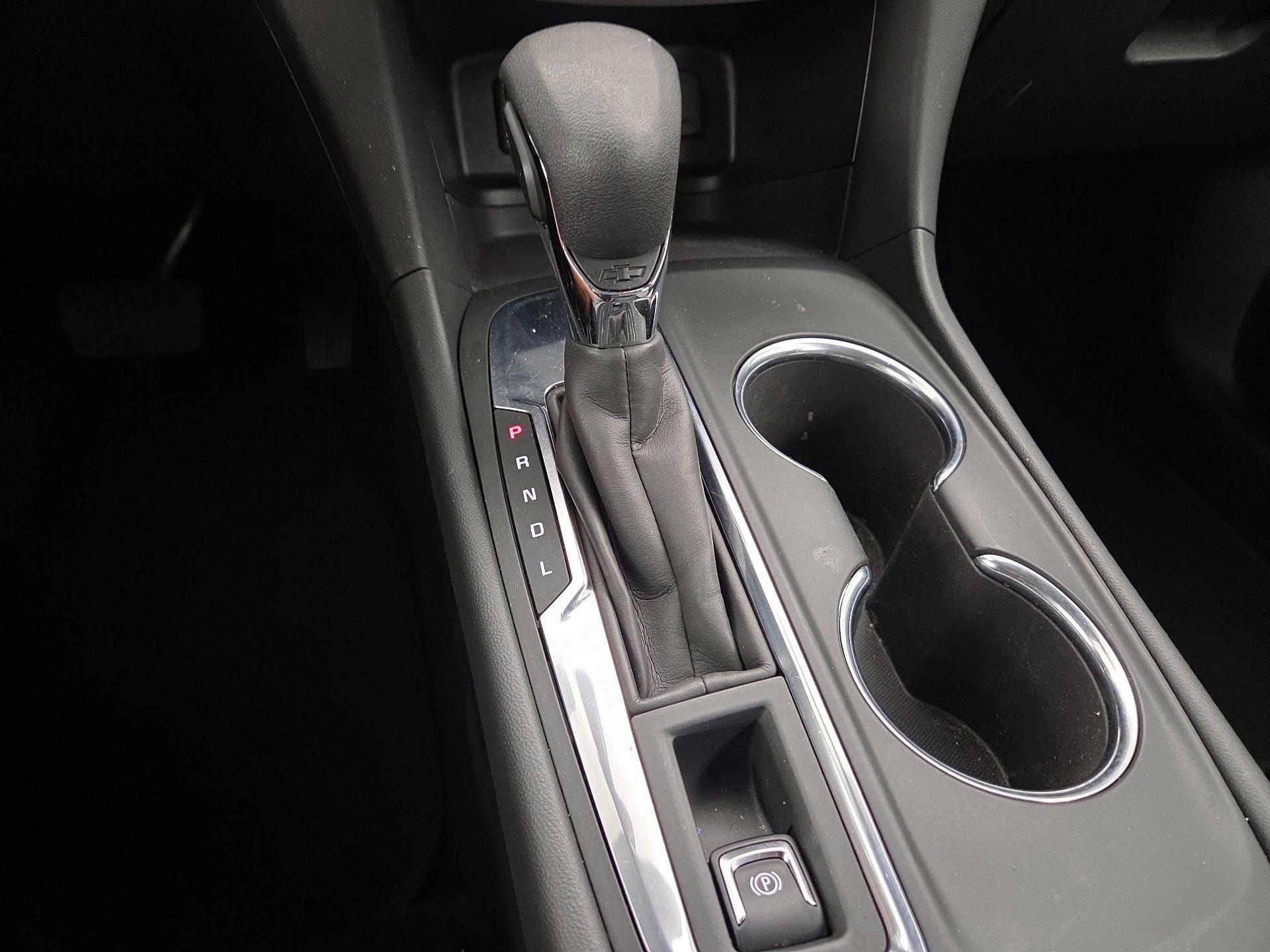 Thumbnail: 2022 Chevrolet Equinox - 17