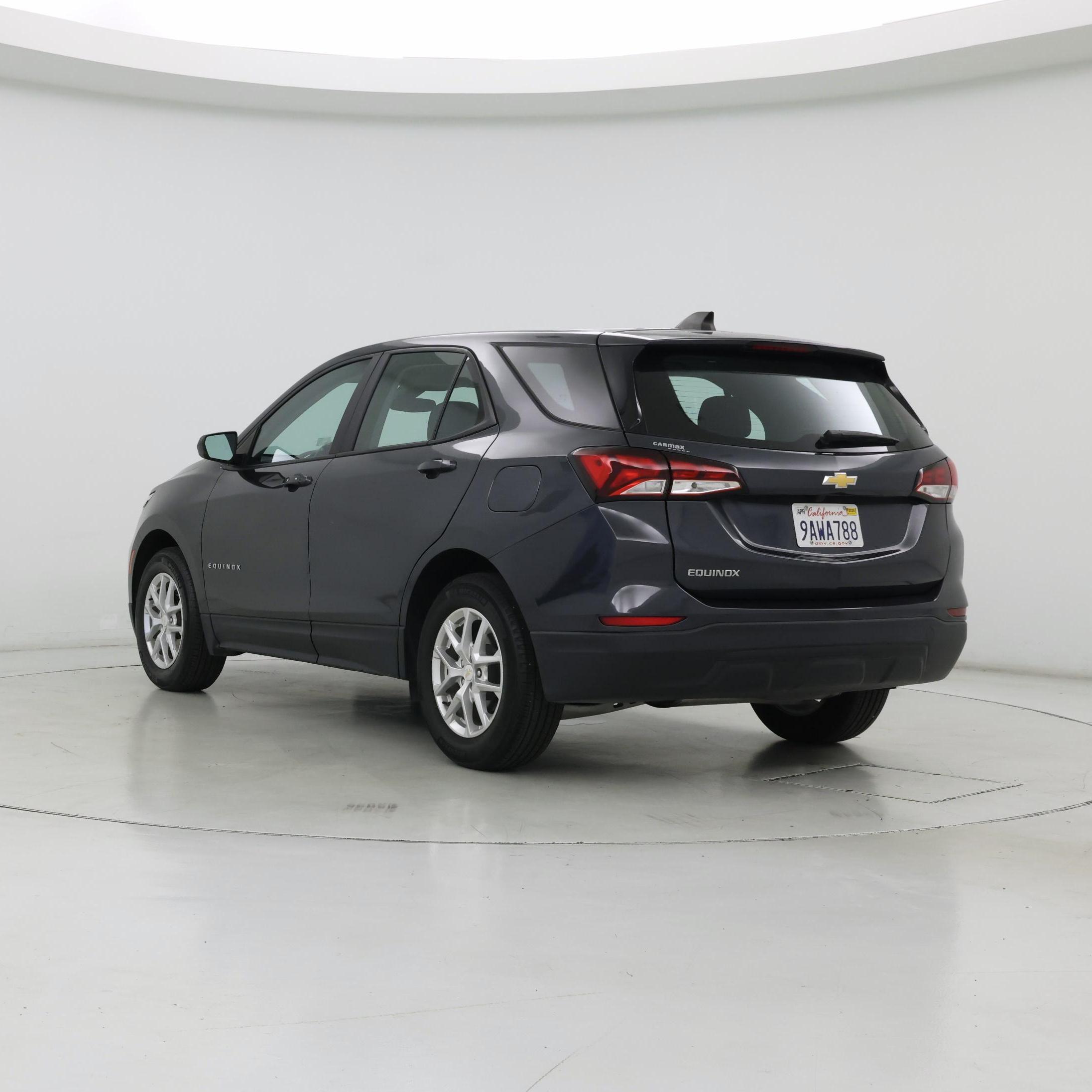 Thumbnail: 2022 Chevrolet Equinox - 2