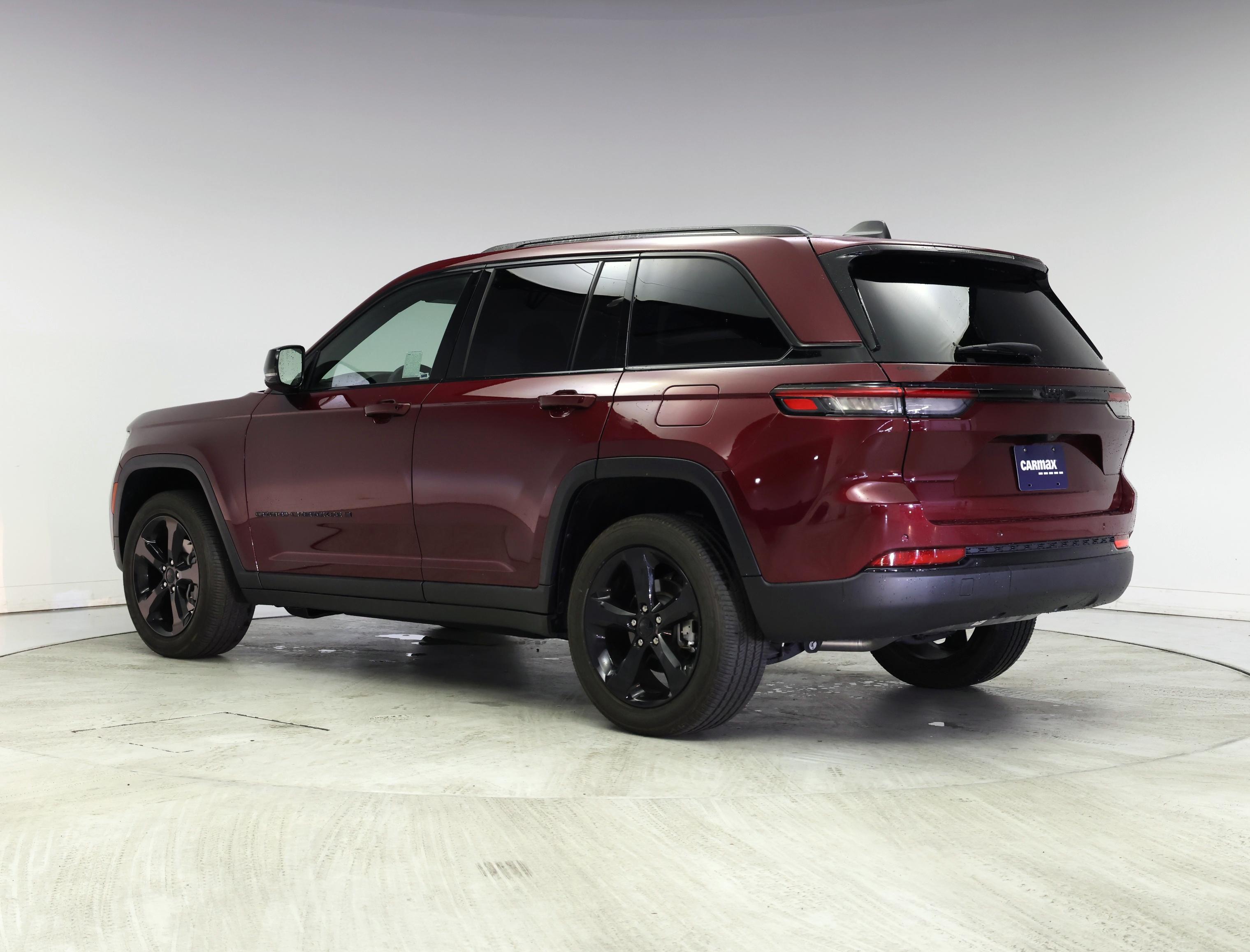 Thumbnail: 2023 Jeep Grand Cherokee - 2
