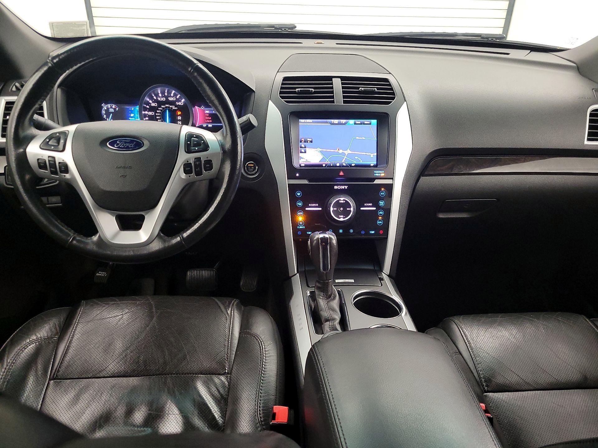 Thumbnail: 2014 Ford Explorer - 9