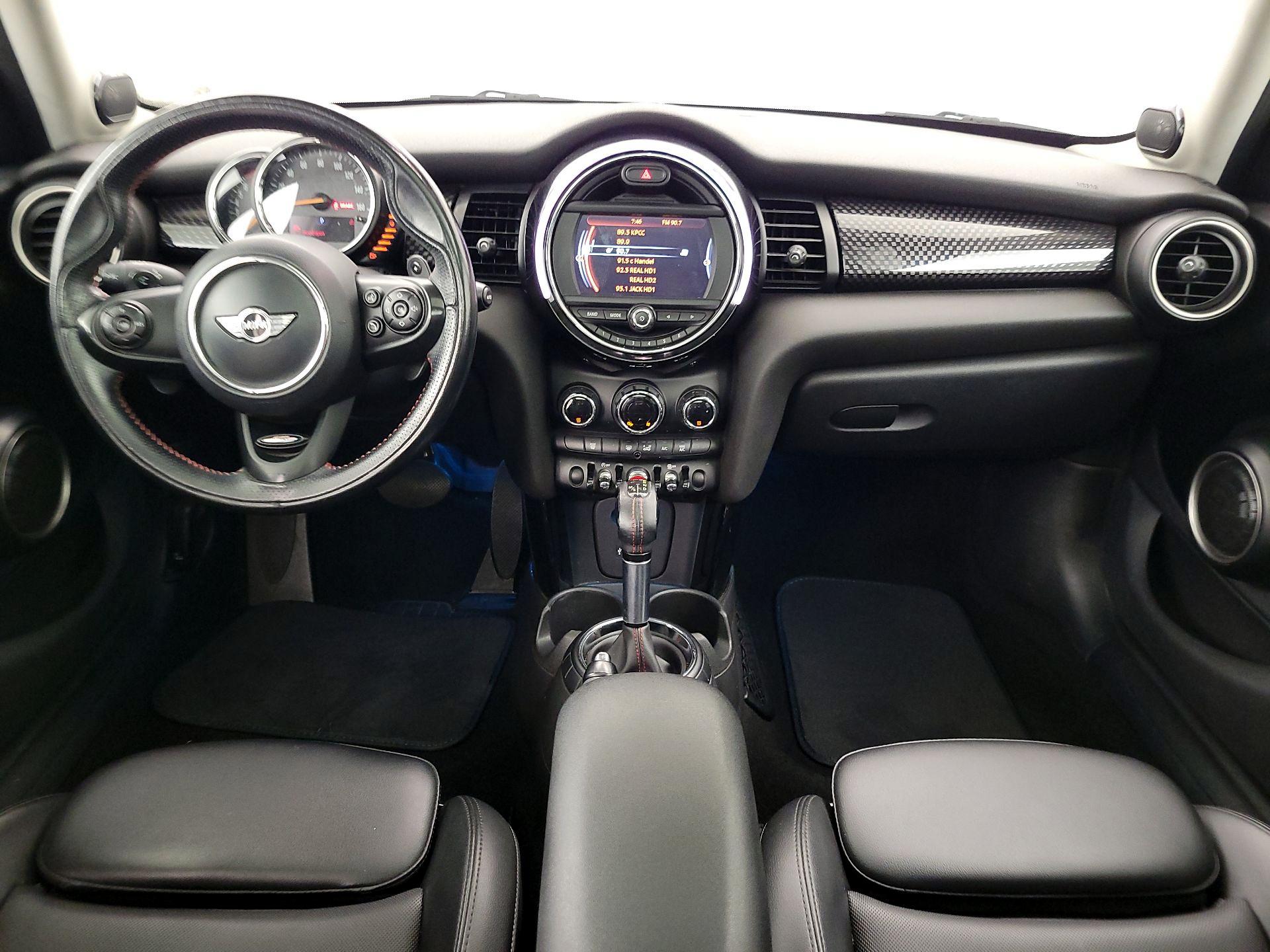Thumbnail: 2015 MINI Cooper Hardtop - 9