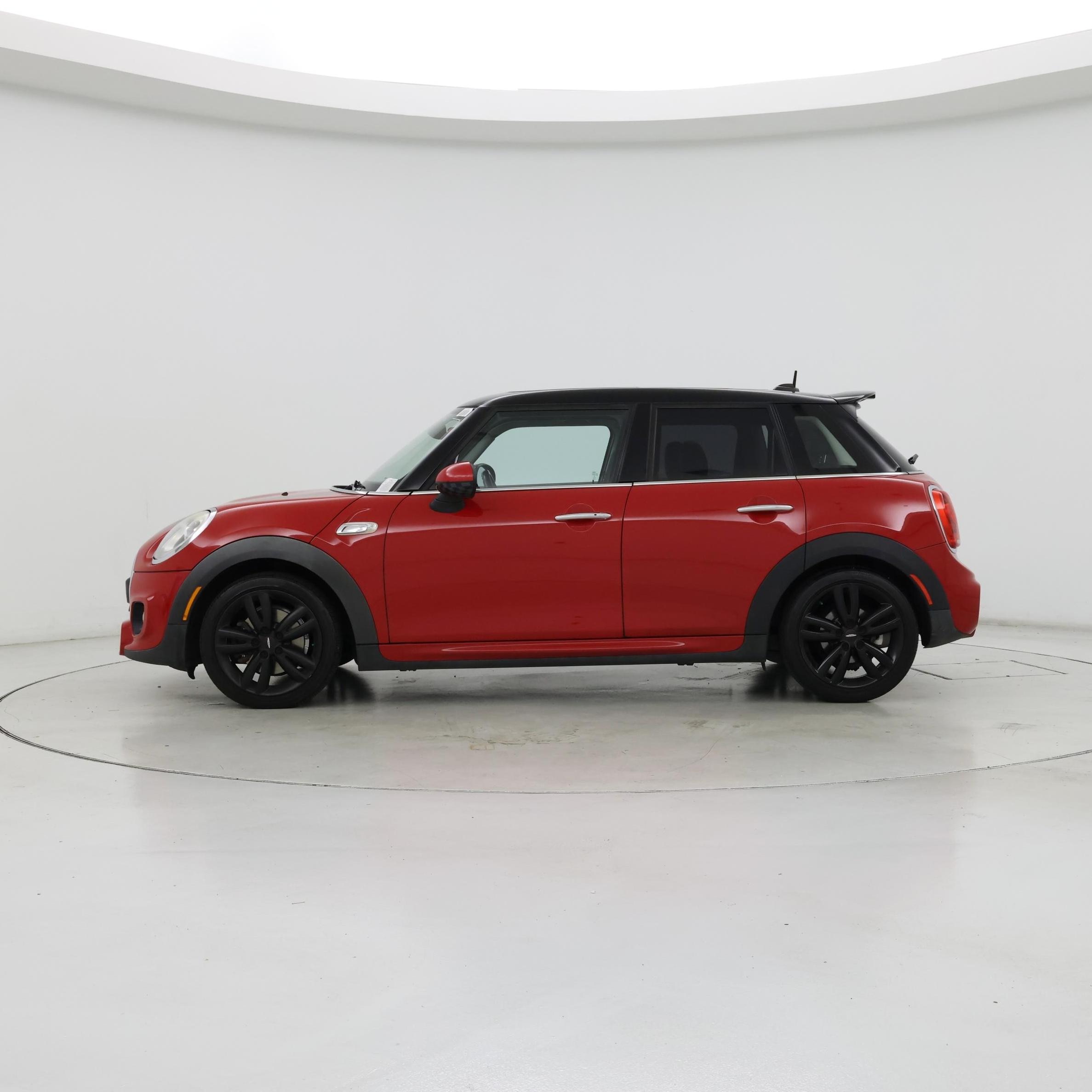 Thumbnail: 2015 MINI Cooper Hardtop - 3