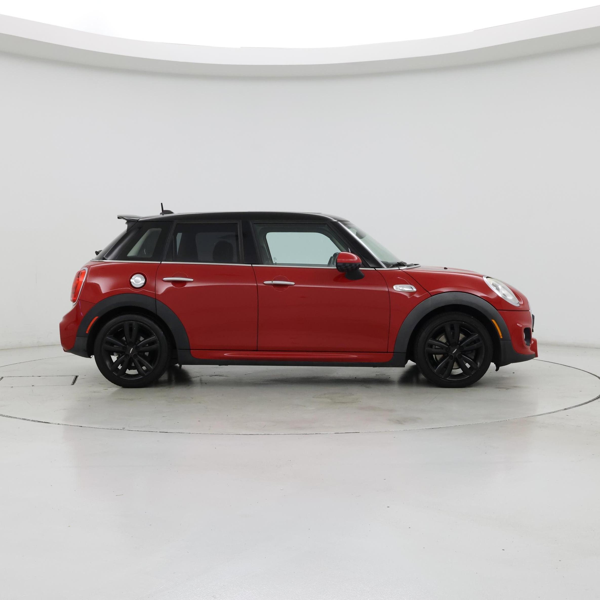 Thumbnail: 2015 MINI Cooper Hardtop - 7