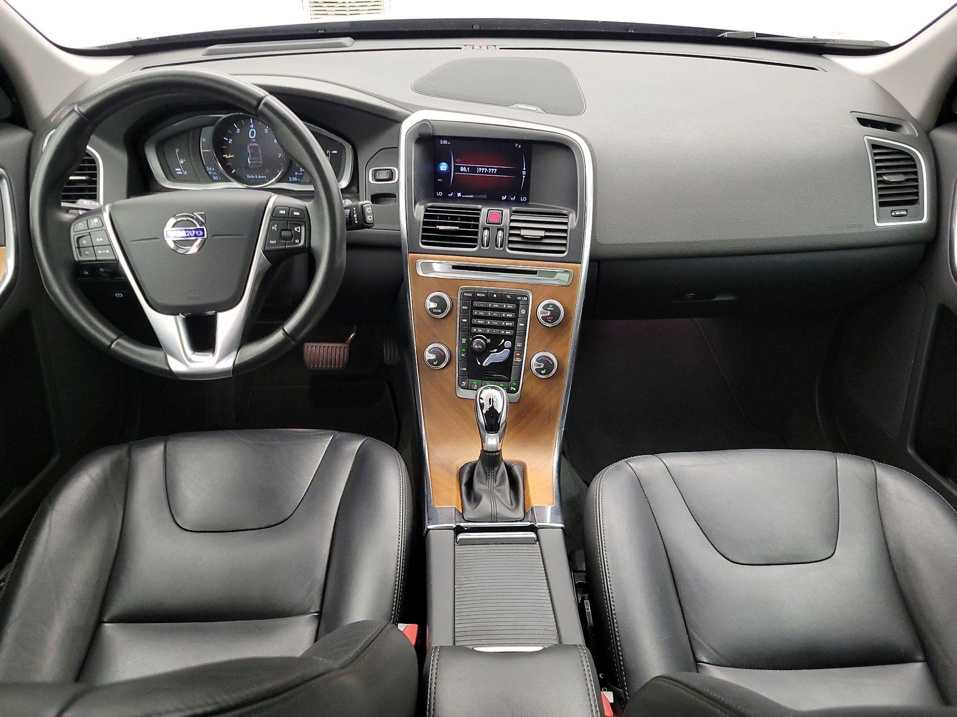 Thumbnail: 2017 Volvo XC60 - 9