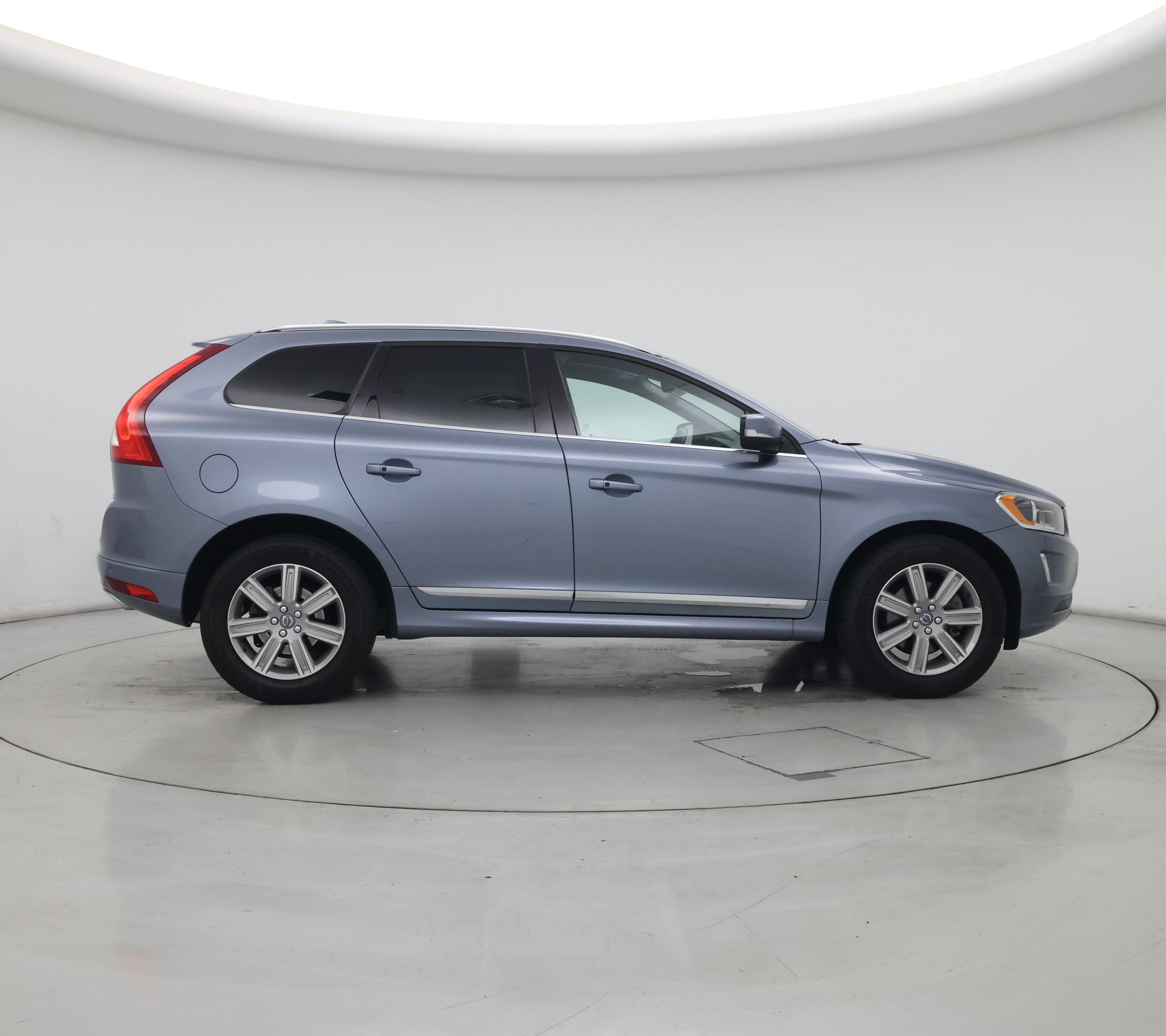 Thumbnail: 2017 Volvo XC60 - 7