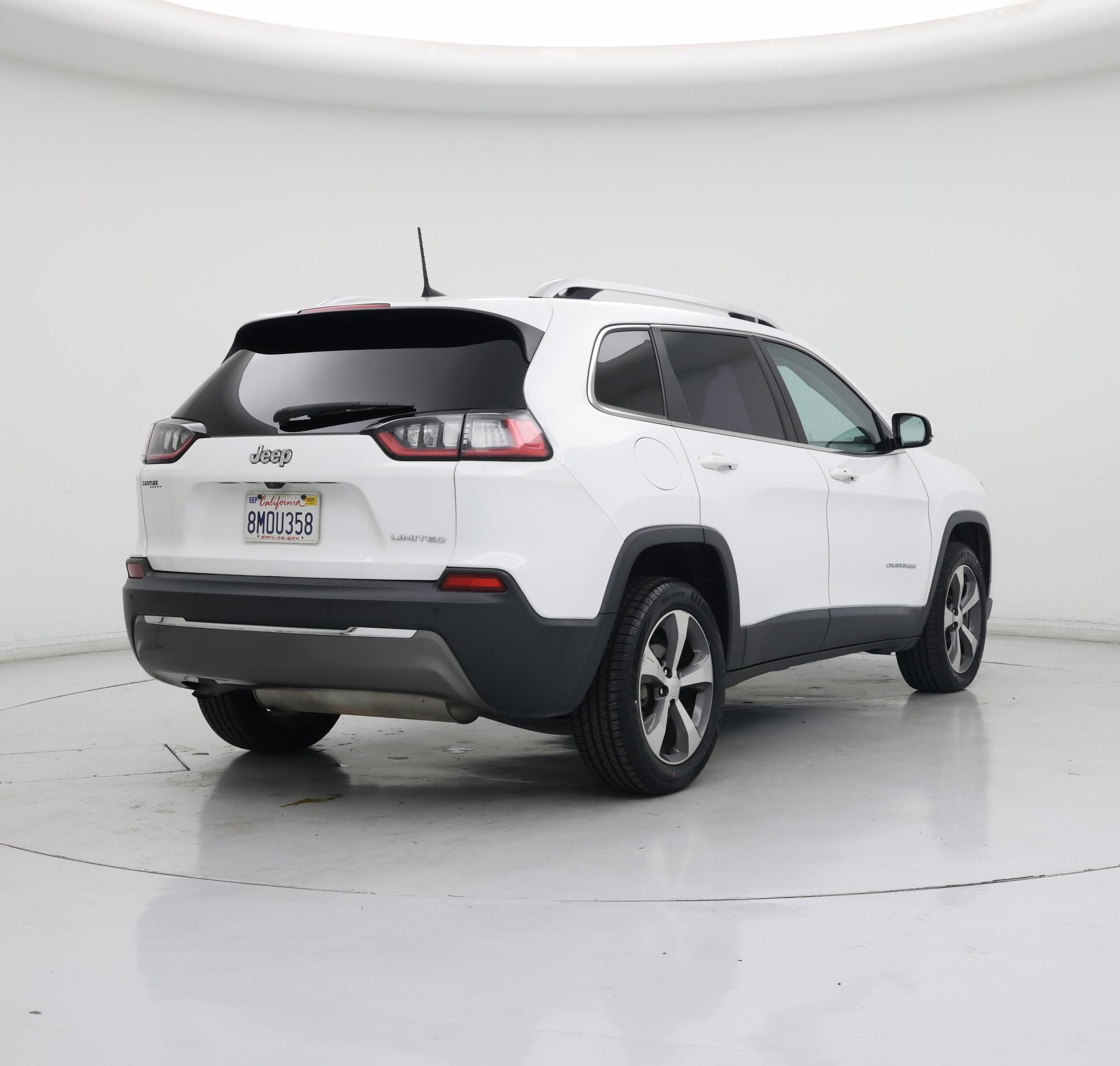 Thumbnail: 2019 Jeep Cherokee - 8
