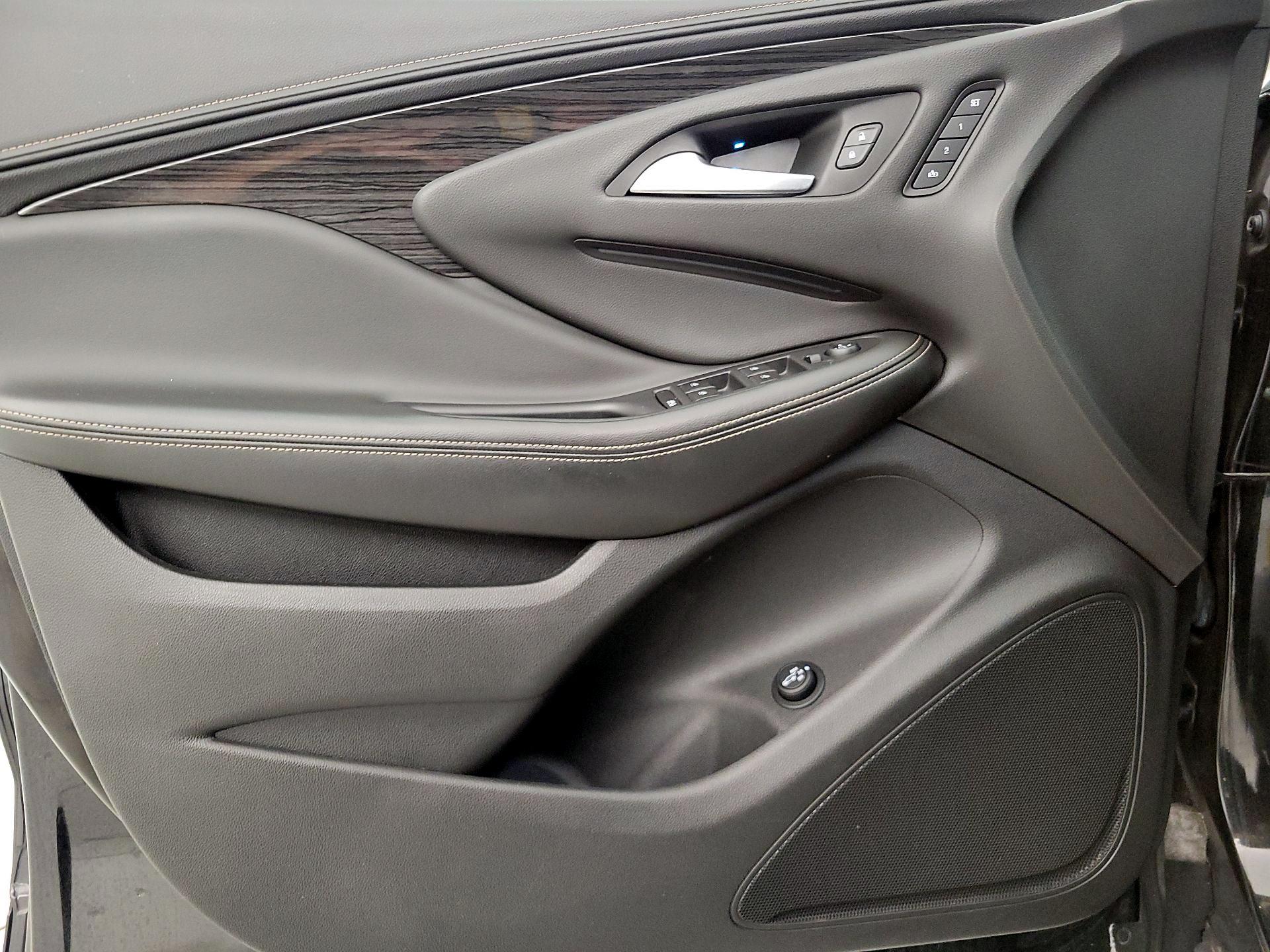 Thumbnail: 2017 Buick Envision - 12