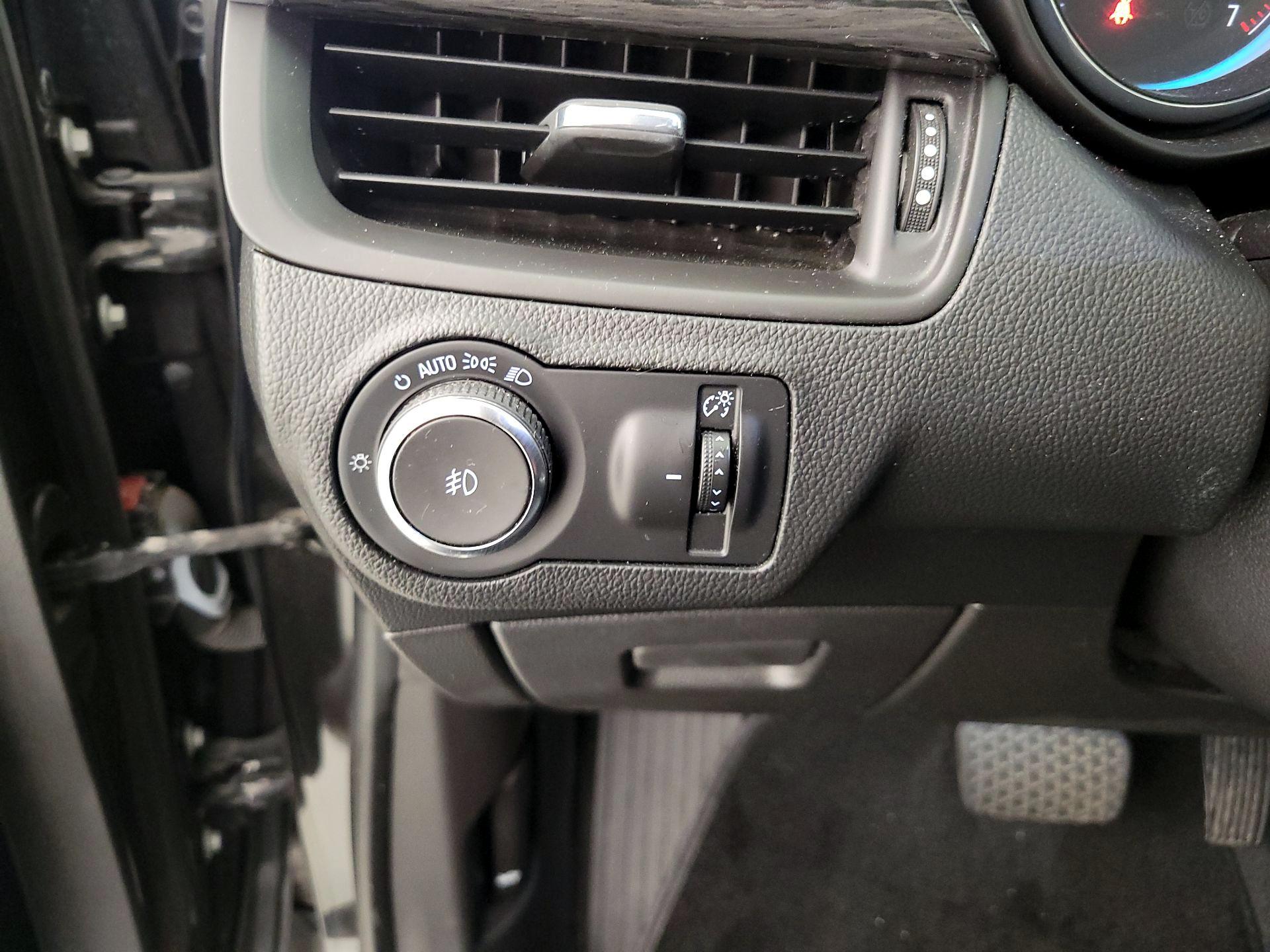 Thumbnail: 2017 Buick Envision - 13