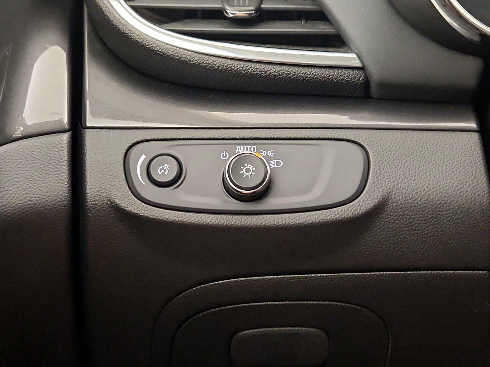 Thumbnail: 2020 Buick Encore - 13